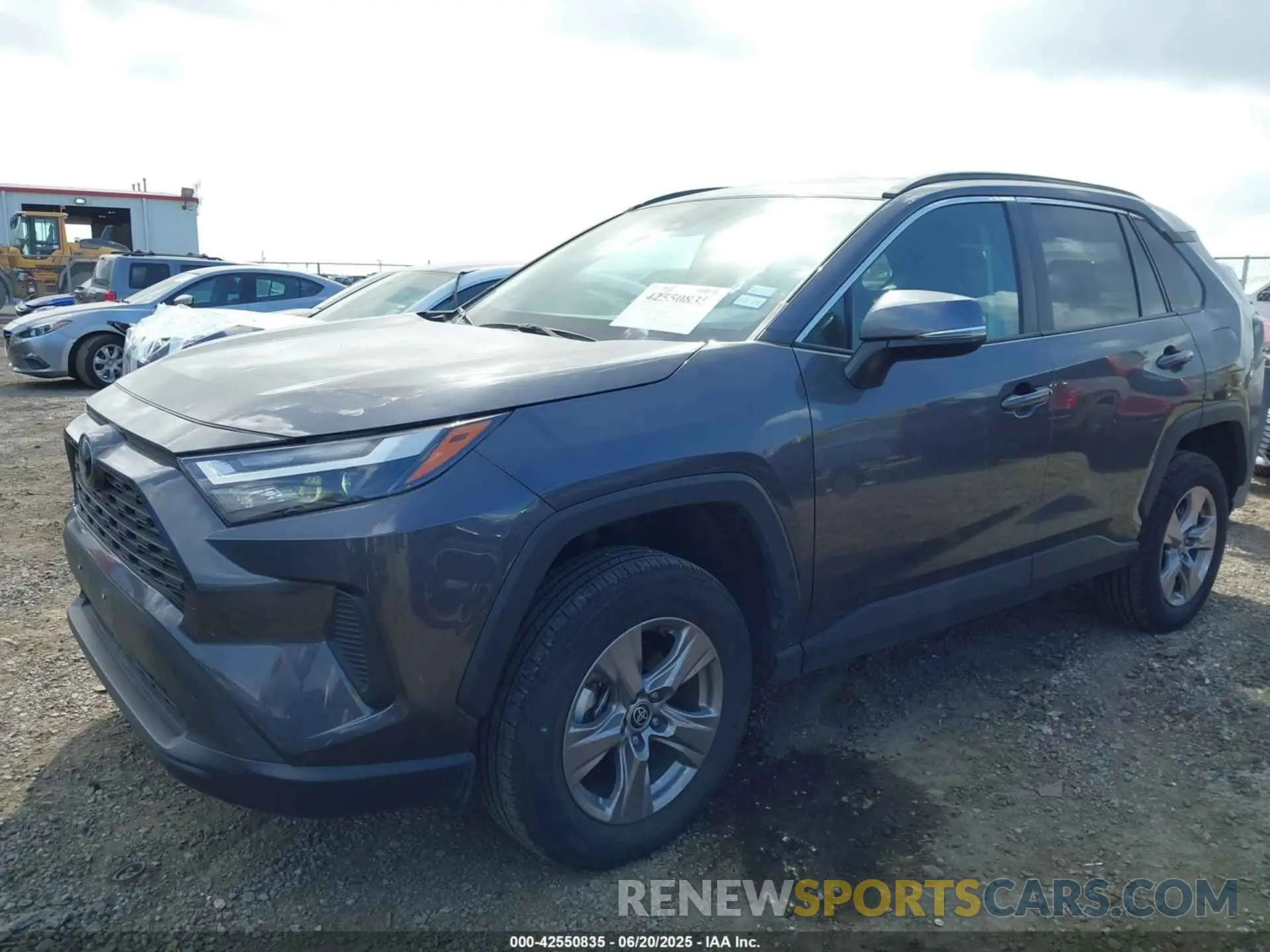 2 fotografías del automóvil dañado 2T3W1RFV0RW329093 TOYOTA RAV4 2024