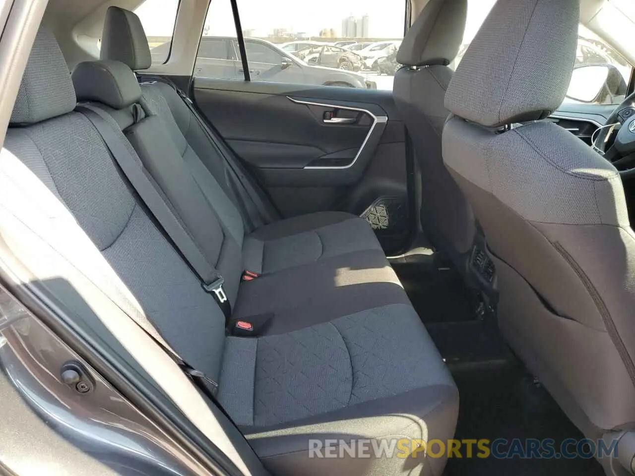 11 fotografías del automóvil dañado 2T3W1RFV0RW344032 TOYOTA RAV4 2024