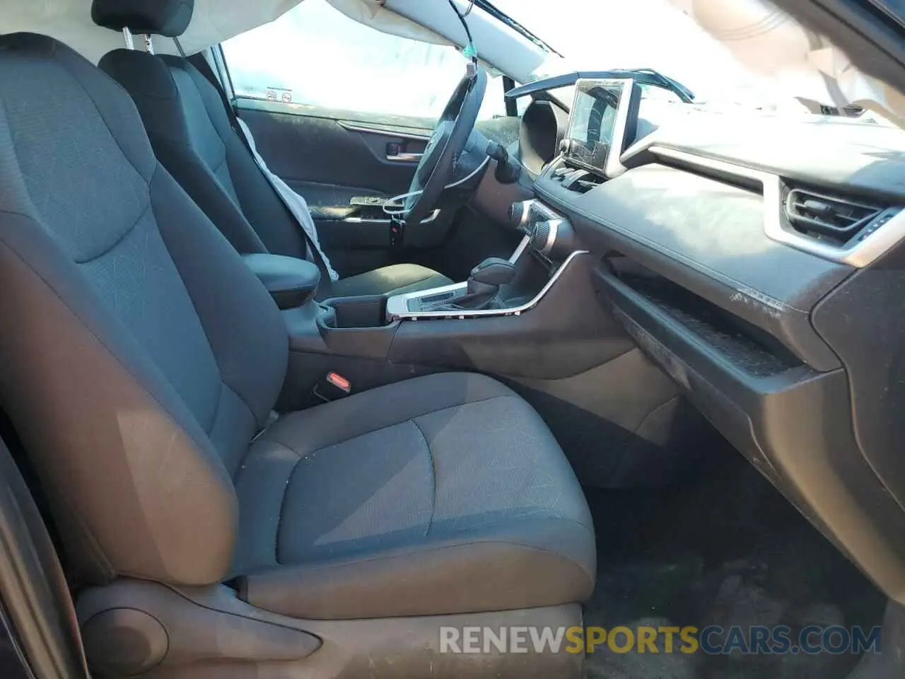7 fotografías del automóvil dañado 2T3W1RFV0RW347853 TOYOTA RAV4 2024