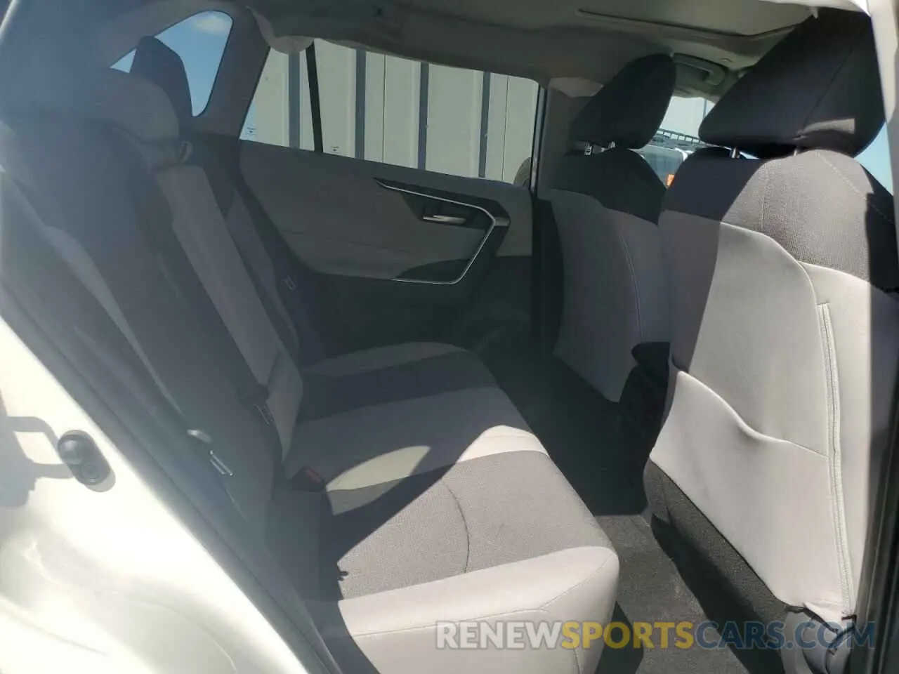 11 fotografías del automóvil dañado 2T3W1RFV0RW359405 TOYOTA RAV4 2024
