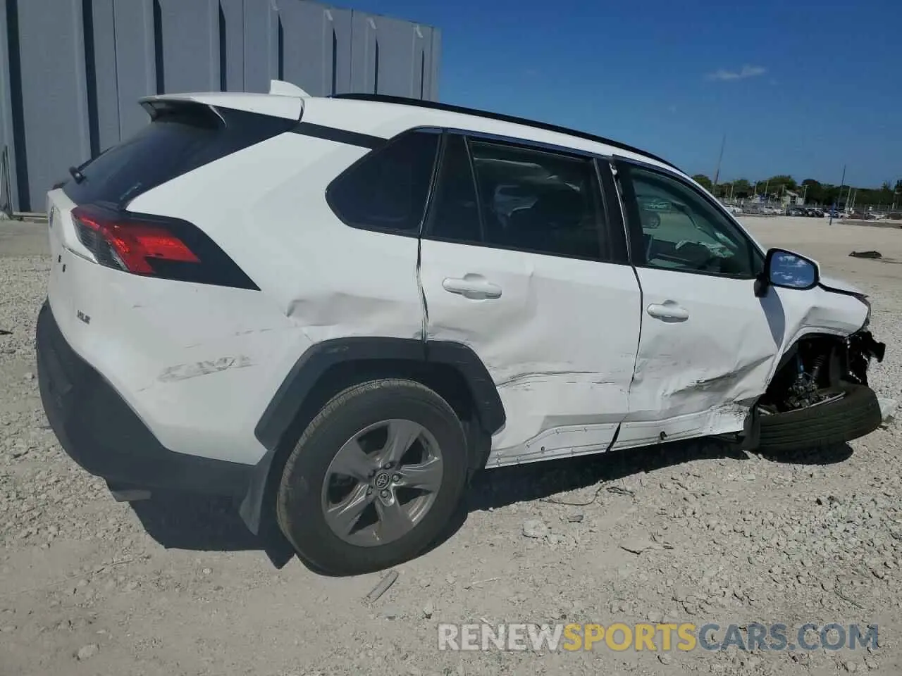 3 fotografías del automóvil dañado 2T3W1RFV0RW359405 TOYOTA RAV4 2024