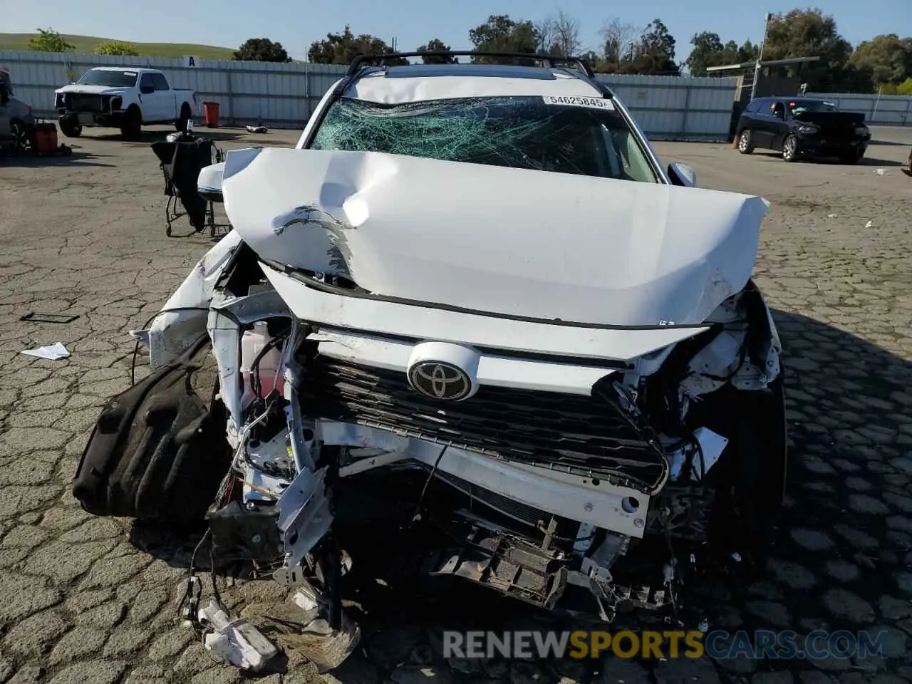 5 fotografías del automóvil dañado 2T3W1RFV0RW361350 TOYOTA RAV4 2024