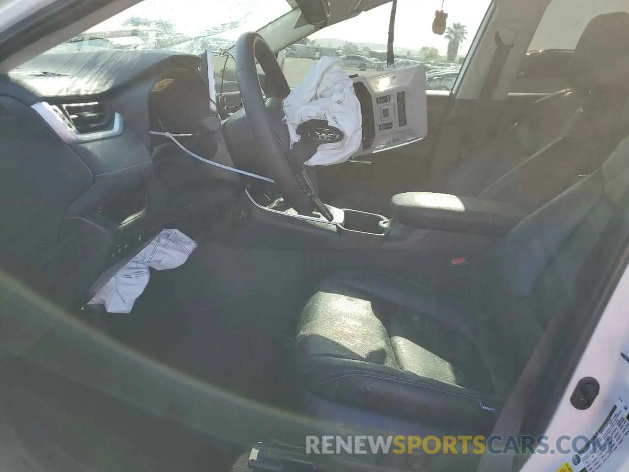 7 fotografías del automóvil dañado 2T3W1RFV0RW361350 TOYOTA RAV4 2024