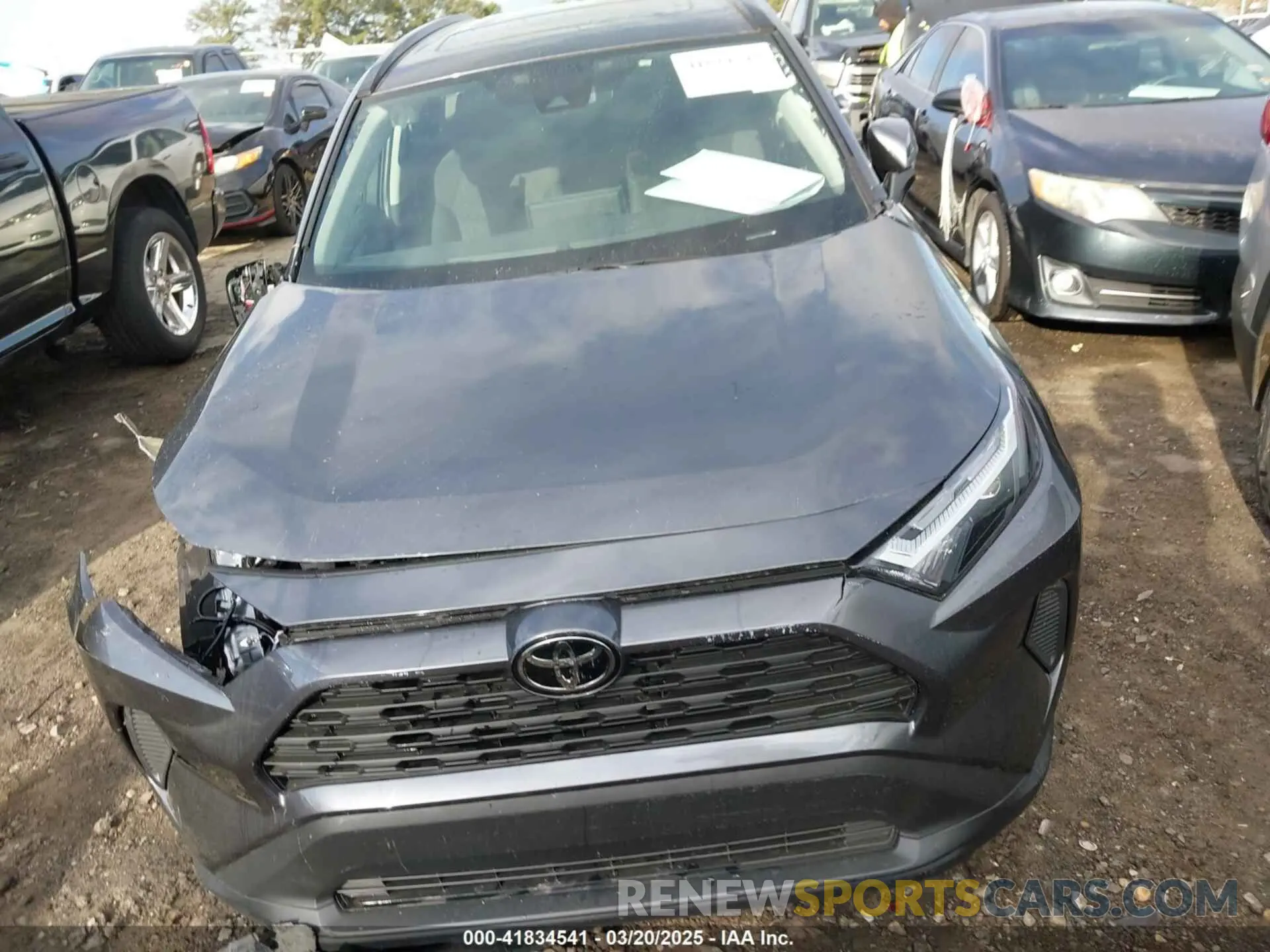 12 fotografías del automóvil dañado 2T3W1RFV1RC301935 TOYOTA RAV4 2024