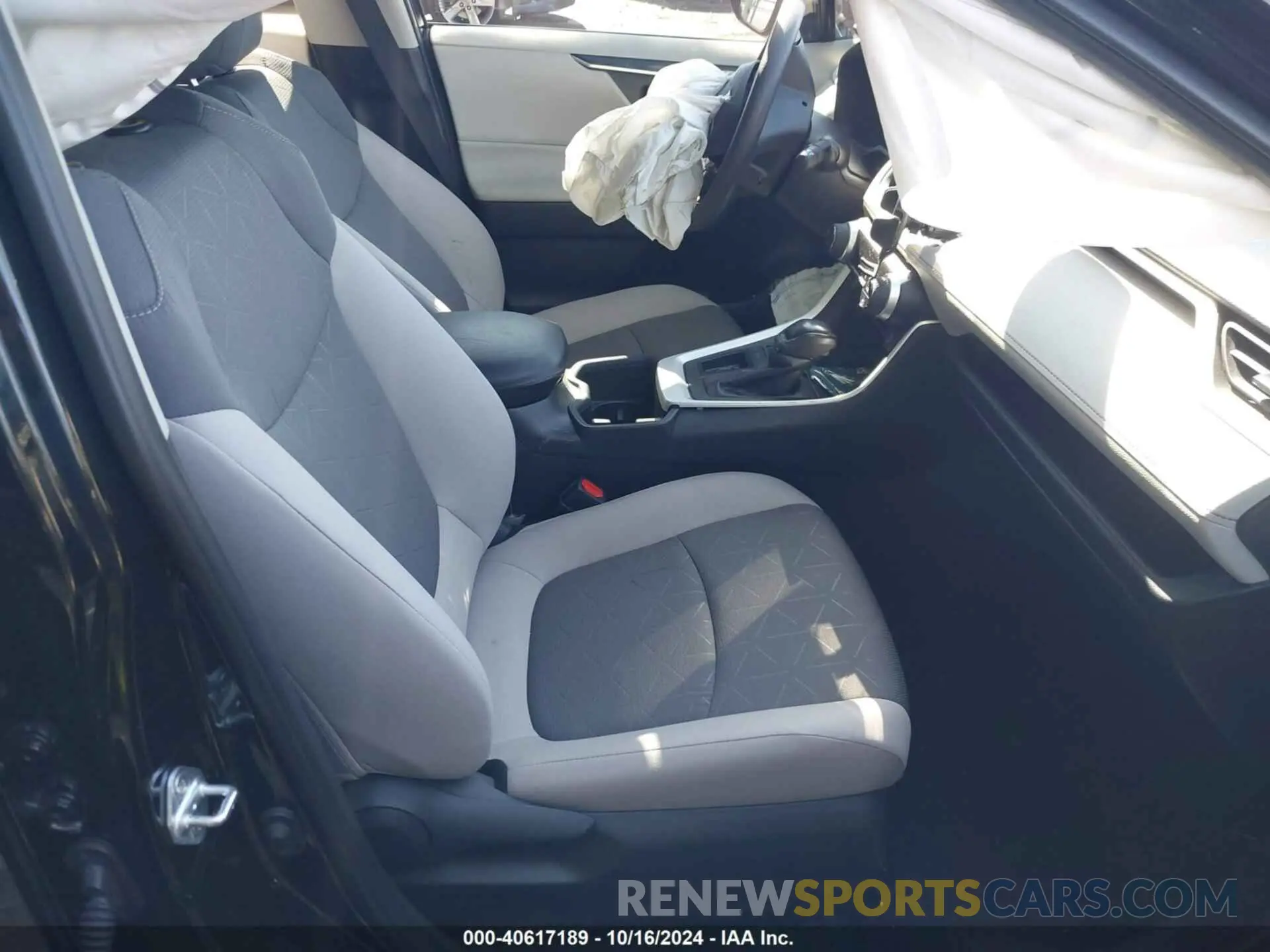 5 fotografías del automóvil dañado 2T3W1RFV2RC267391 TOYOTA RAV4 2024