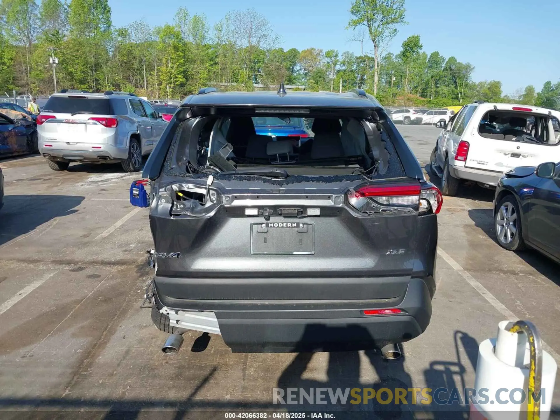 16 fotografías del automóvil dañado 2T3W1RFV2RC267844 TOYOTA RAV4 2024