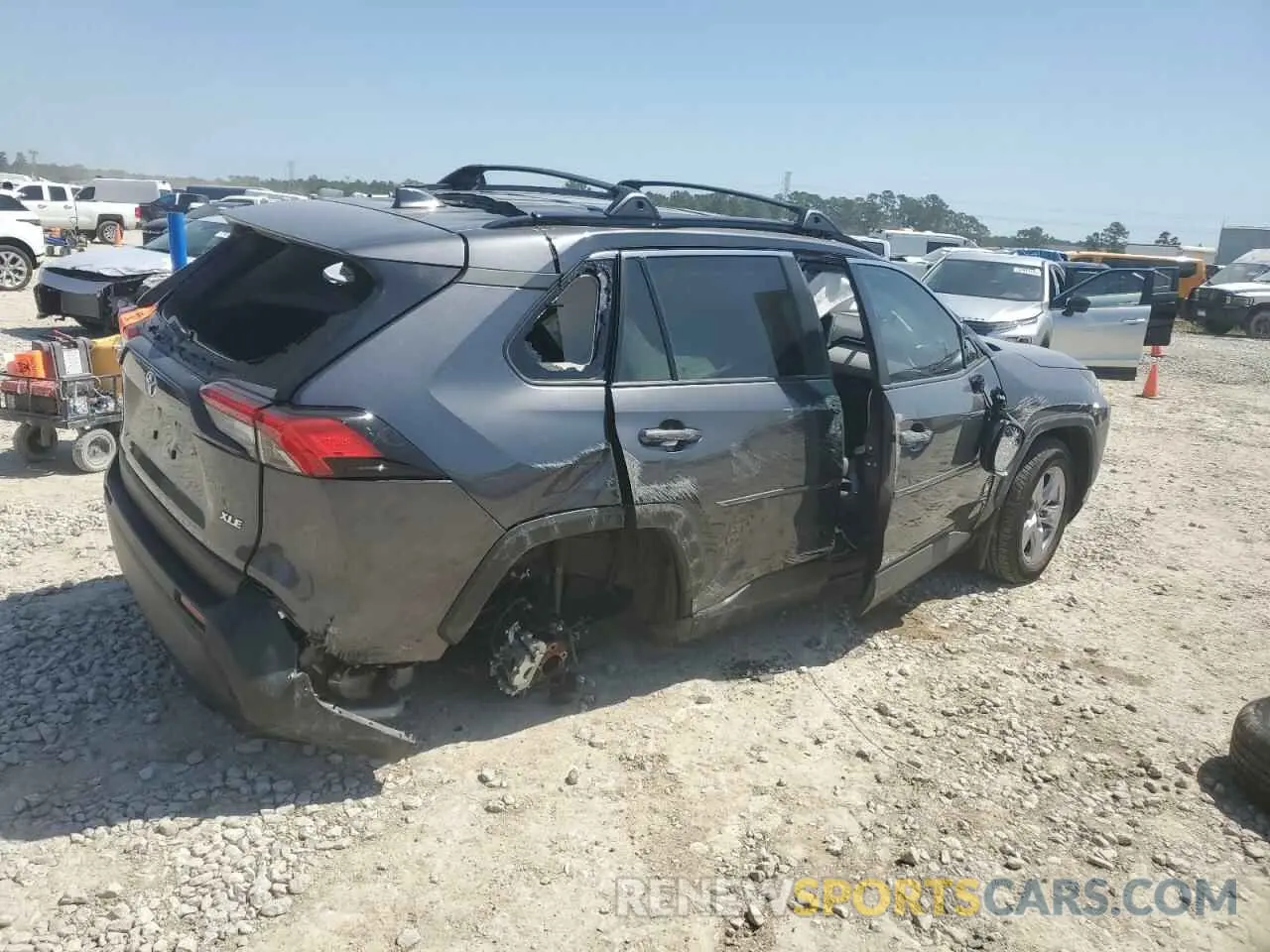 3 fotografías del automóvil dañado 2T3W1RFV2RC279167 TOYOTA RAV4 2024