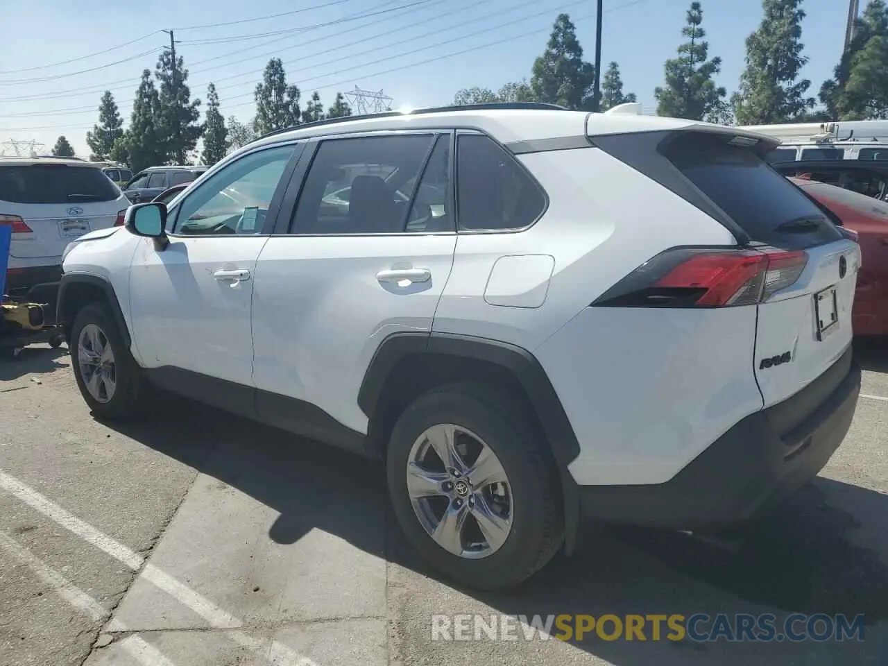 2 fotografías del automóvil dañado 2T3W1RFV2RC287026 TOYOTA RAV4 2024
