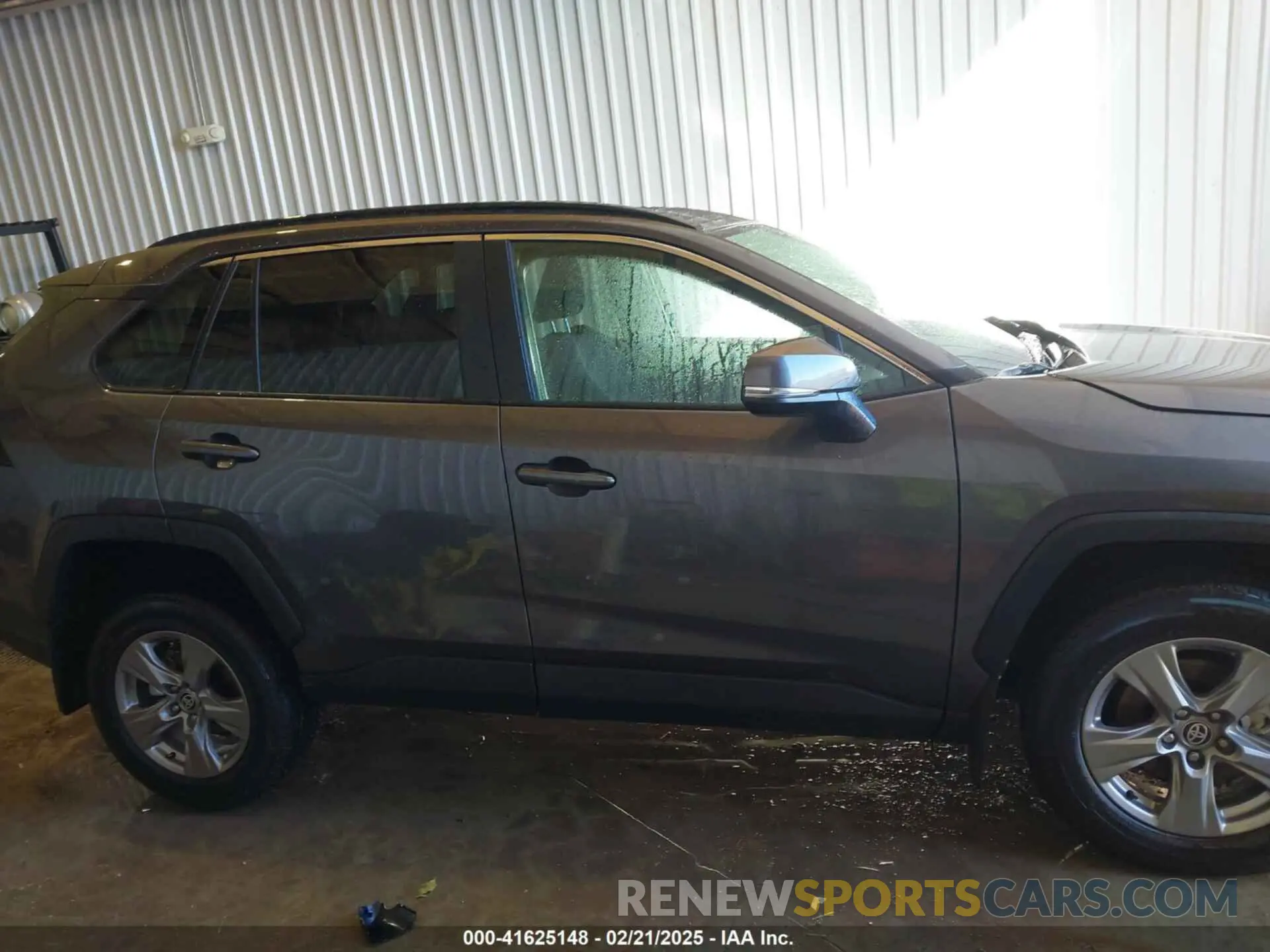 13 fotografías del automóvil dañado 2T3W1RFV2RC298558 TOYOTA RAV4 2024