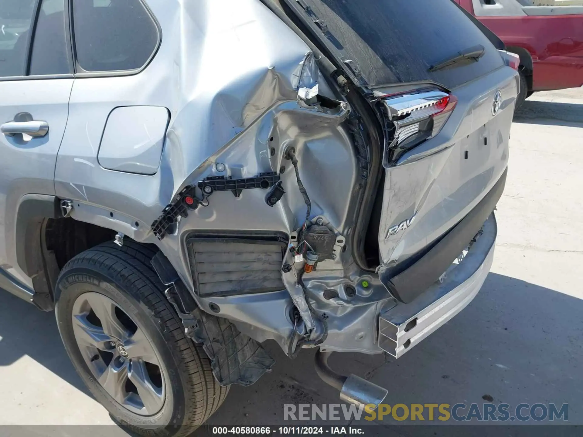6 fotografías del automóvil dañado 2T3W1RFV2RW333517 TOYOTA RAV4 2024