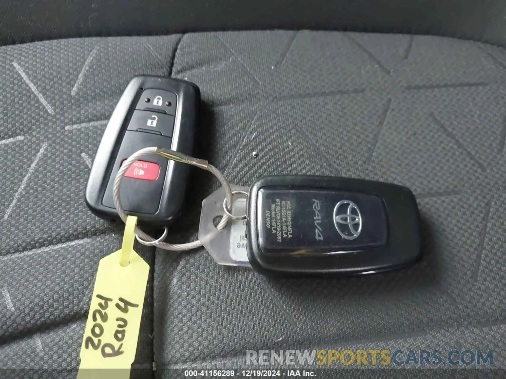 11 fotografías del automóvil dañado 2T3W1RFV2RW333839 TOYOTA RAV4 2024