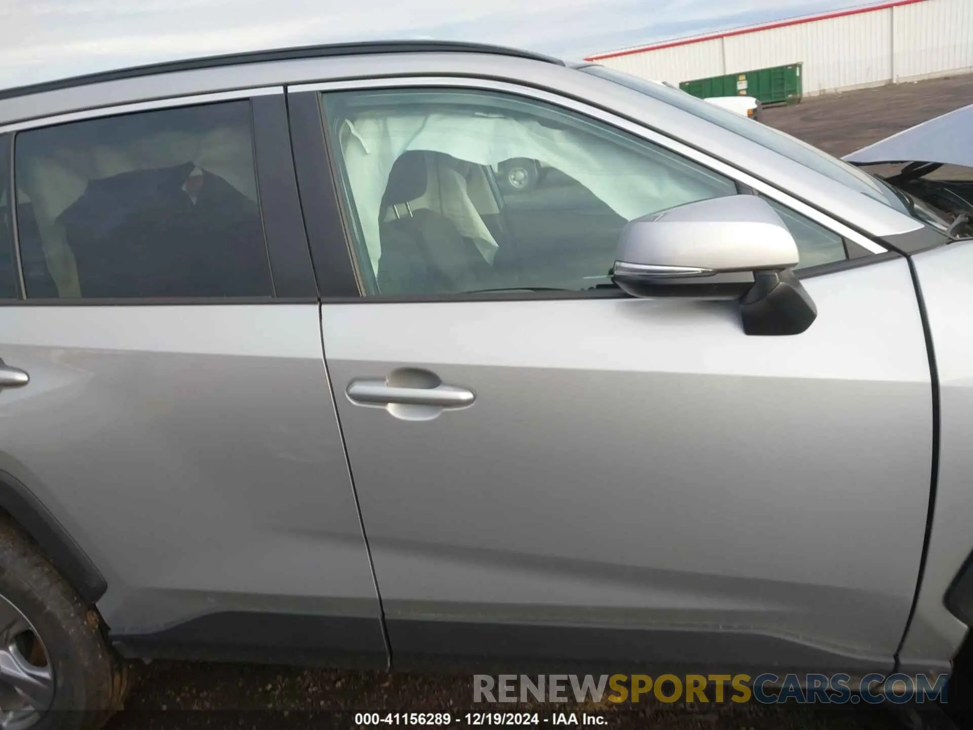 13 fotografías del automóvil dañado 2T3W1RFV2RW333839 TOYOTA RAV4 2024