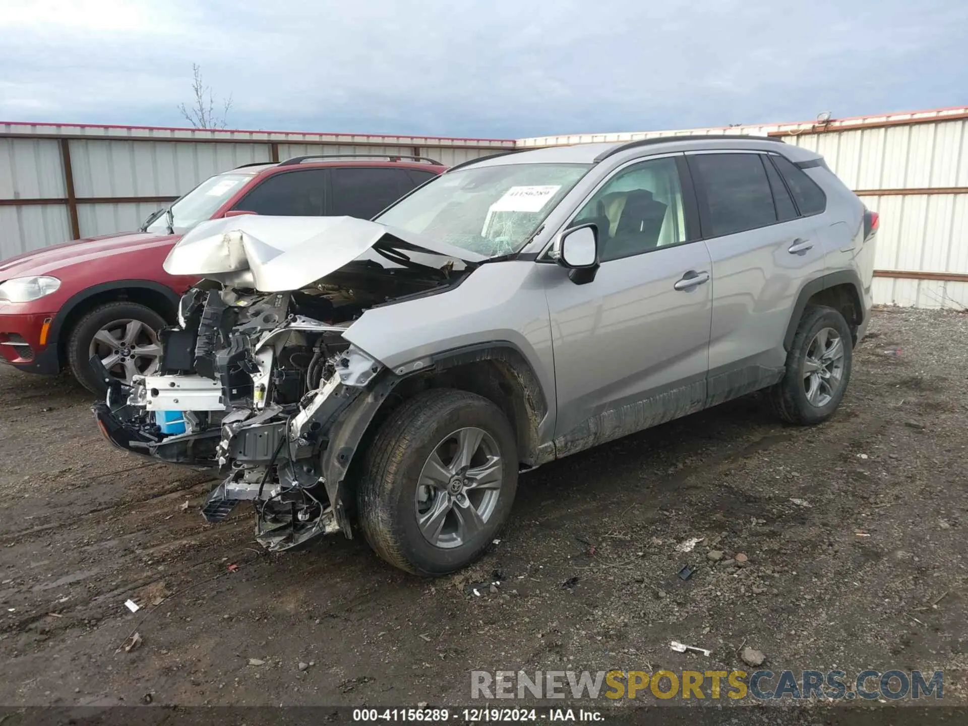 2 fotografías del automóvil dañado 2T3W1RFV2RW333839 TOYOTA RAV4 2024
