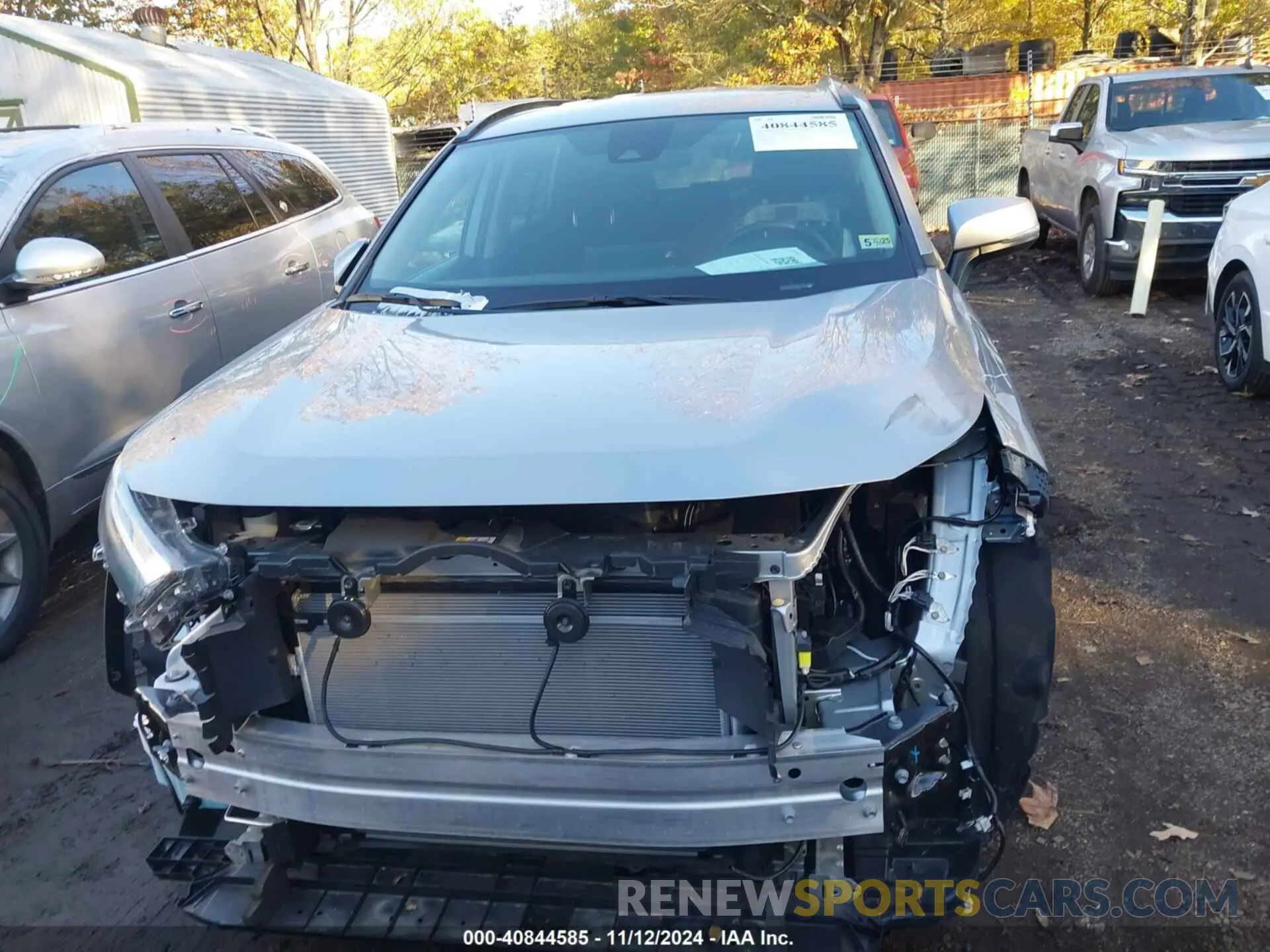 13 fotografías del automóvil dañado 2T3W1RFV2RW334652 TOYOTA RAV4 2024