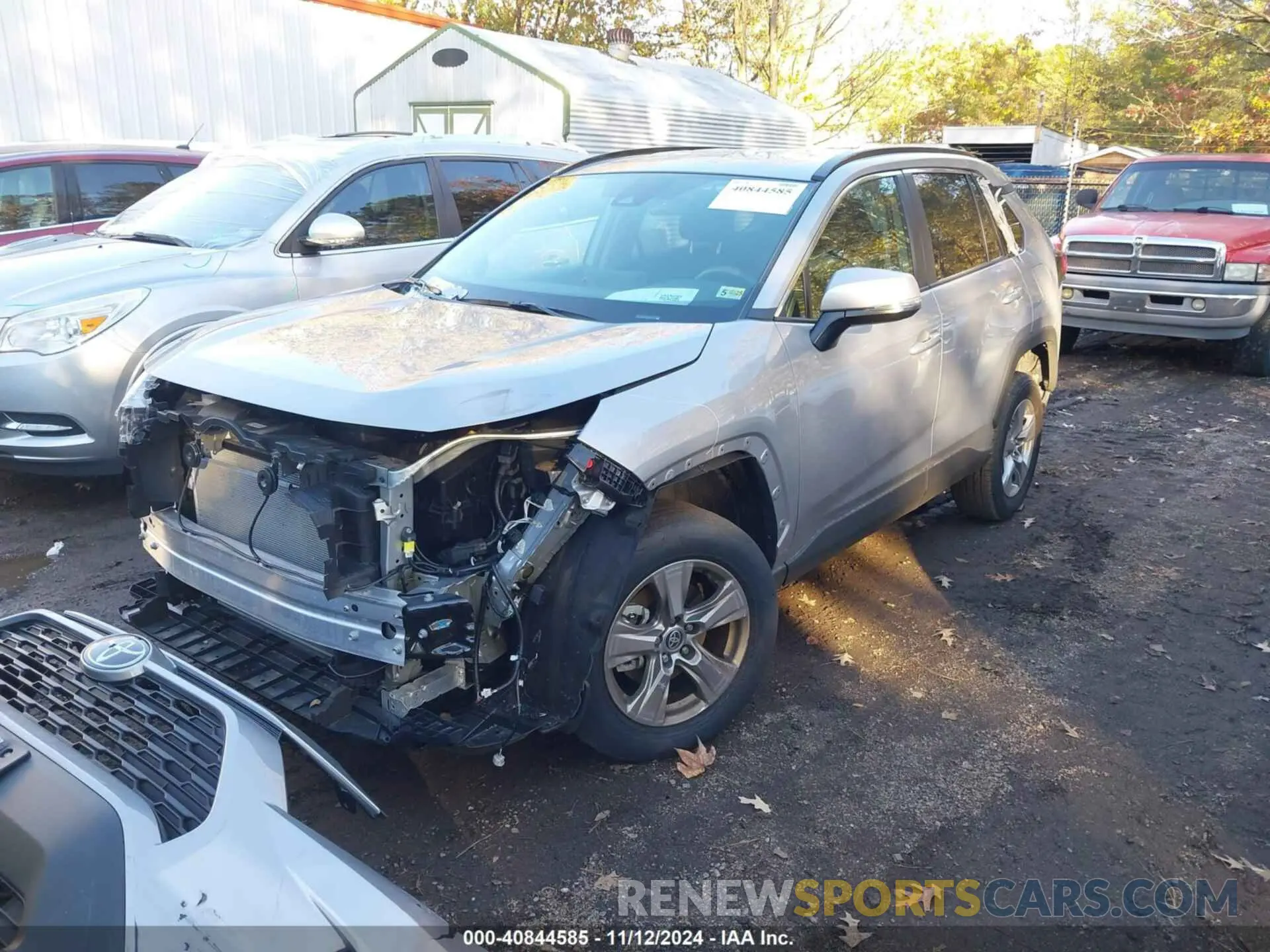 2 fotografías del automóvil dañado 2T3W1RFV2RW334652 TOYOTA RAV4 2024