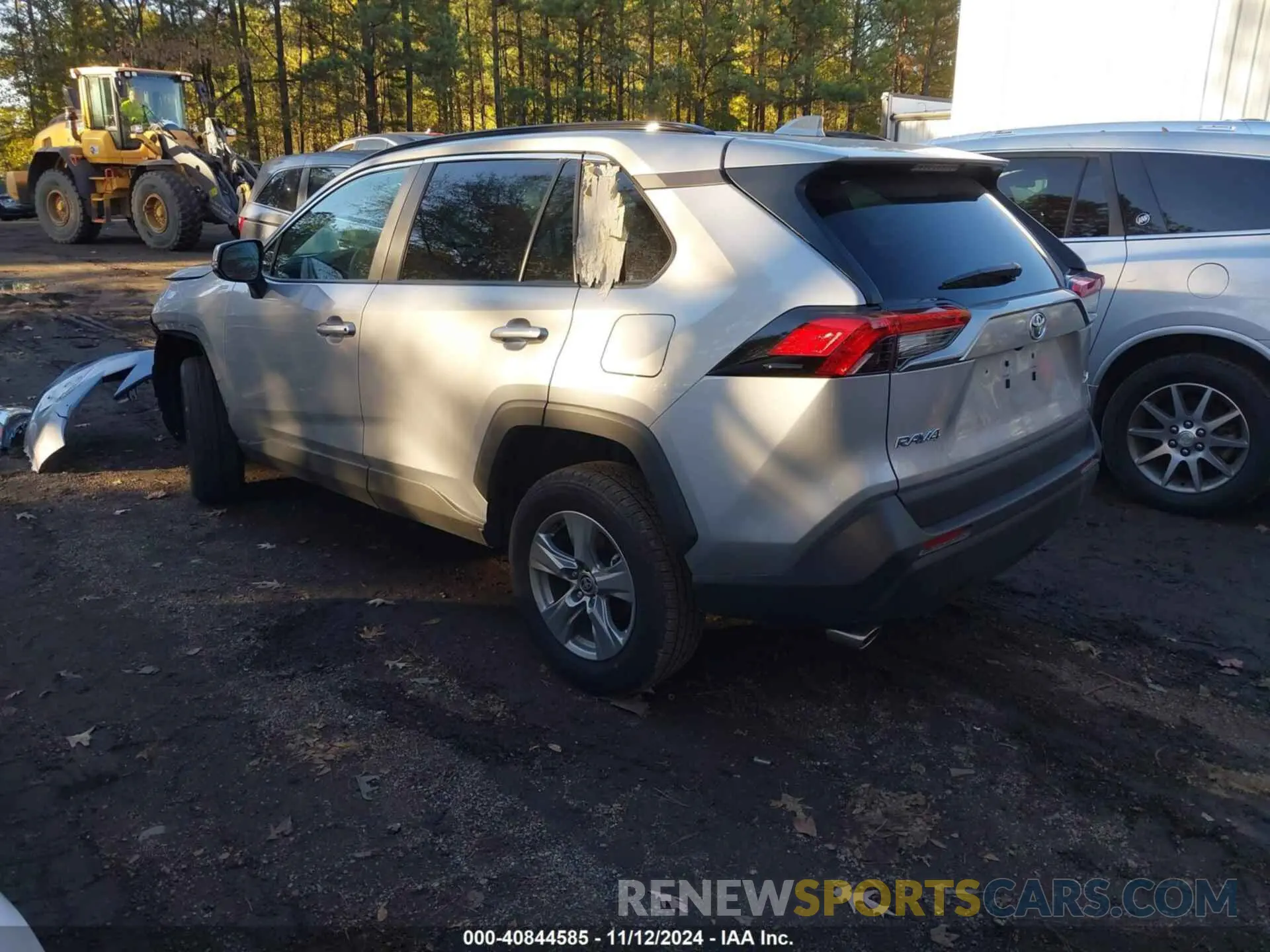 3 fotografías del automóvil dañado 2T3W1RFV2RW334652 TOYOTA RAV4 2024