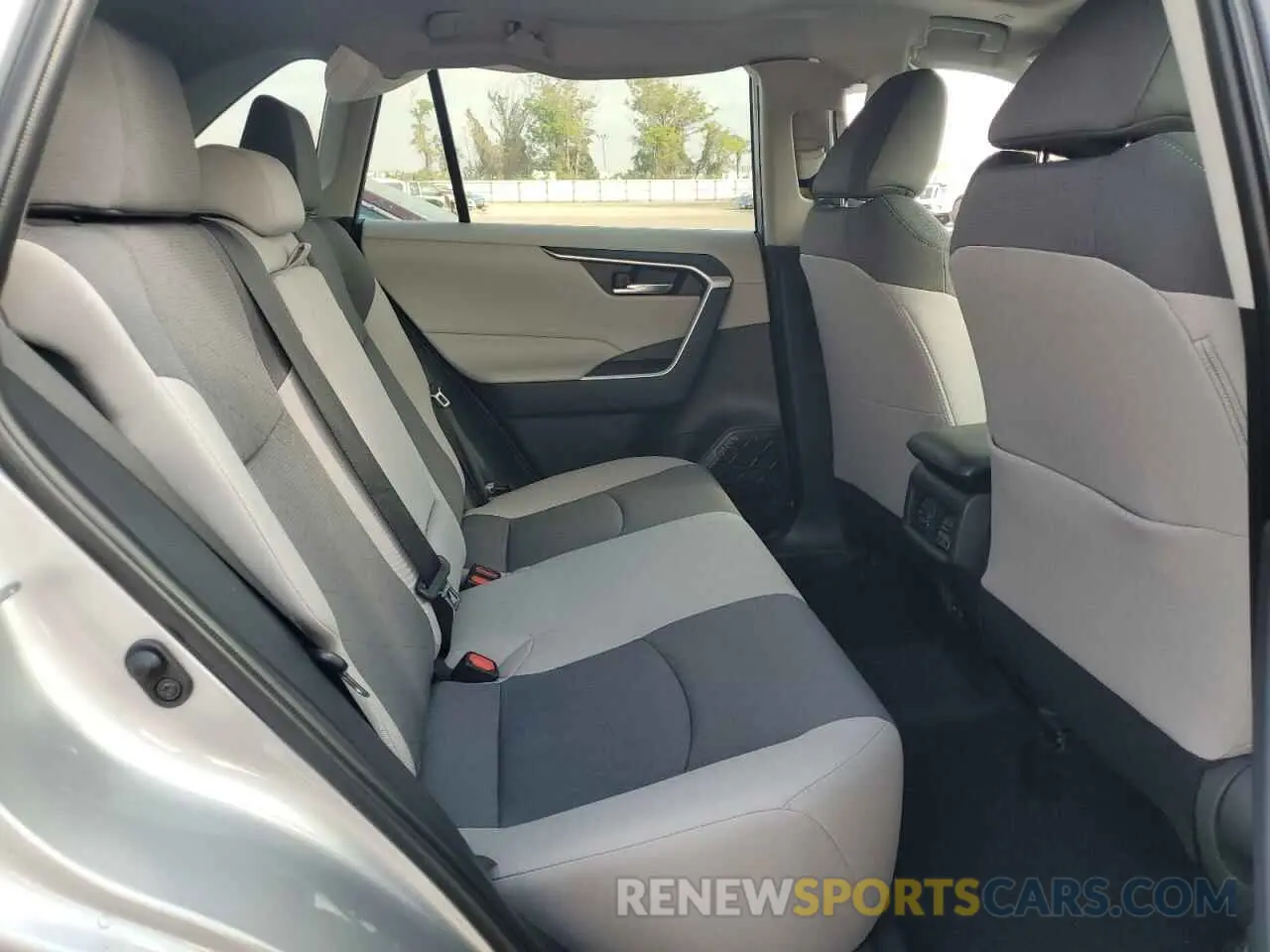 11 fotografías del automóvil dañado 2T3W1RFV2RW354965 TOYOTA RAV4 2024