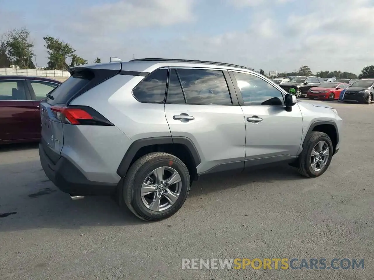 3 fotografías del automóvil dañado 2T3W1RFV2RW354965 TOYOTA RAV4 2024