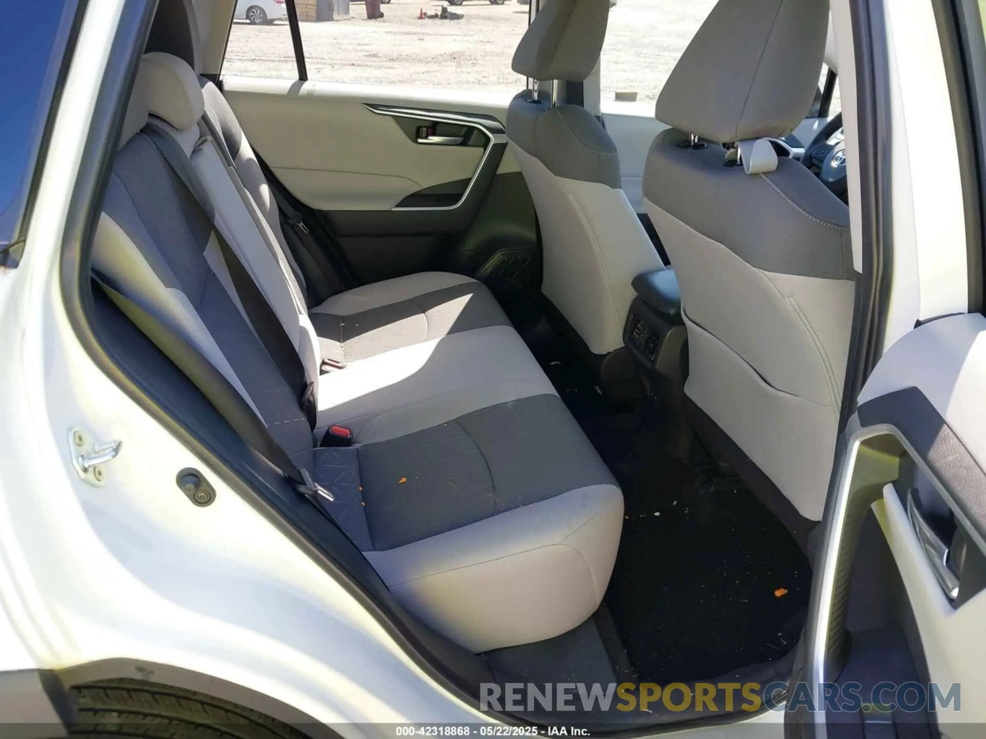 8 fotografías del automóvil dañado 2T3W1RFV3RC265116 TOYOTA RAV4 2024