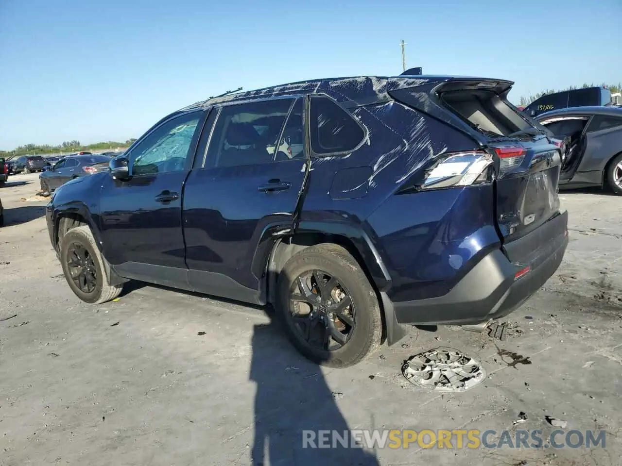 2 fotografías del automóvil dañado 2T3W1RFV3RW314202 TOYOTA RAV4 2024