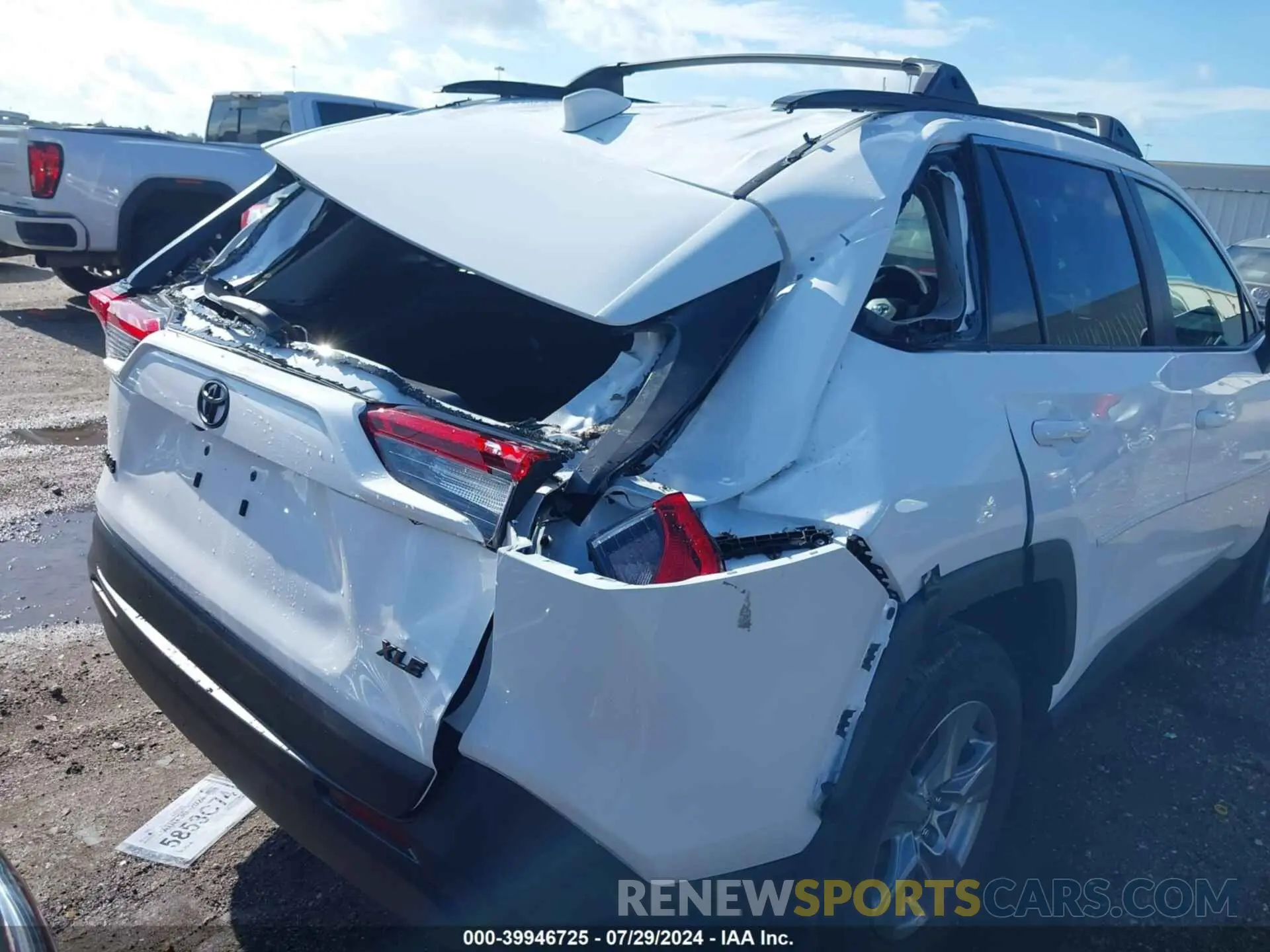 17 fotografías del automóvil dañado 2T3W1RFV3RW341724 TOYOTA RAV4 2024