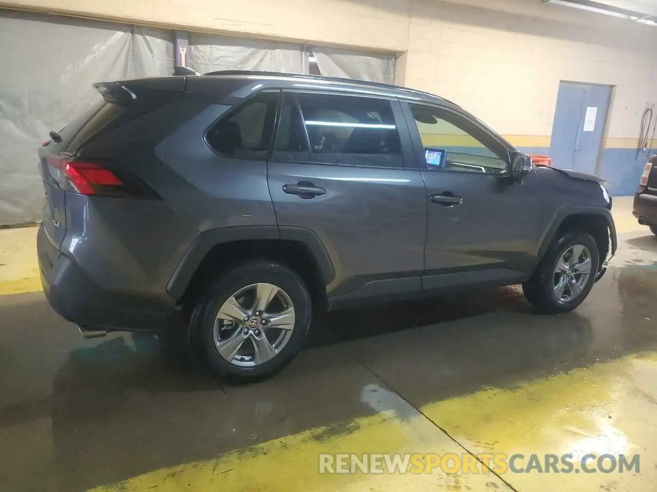 3 fotografías del automóvil dañado 2T3W1RFV4RC284029 TOYOTA RAV4 2024
