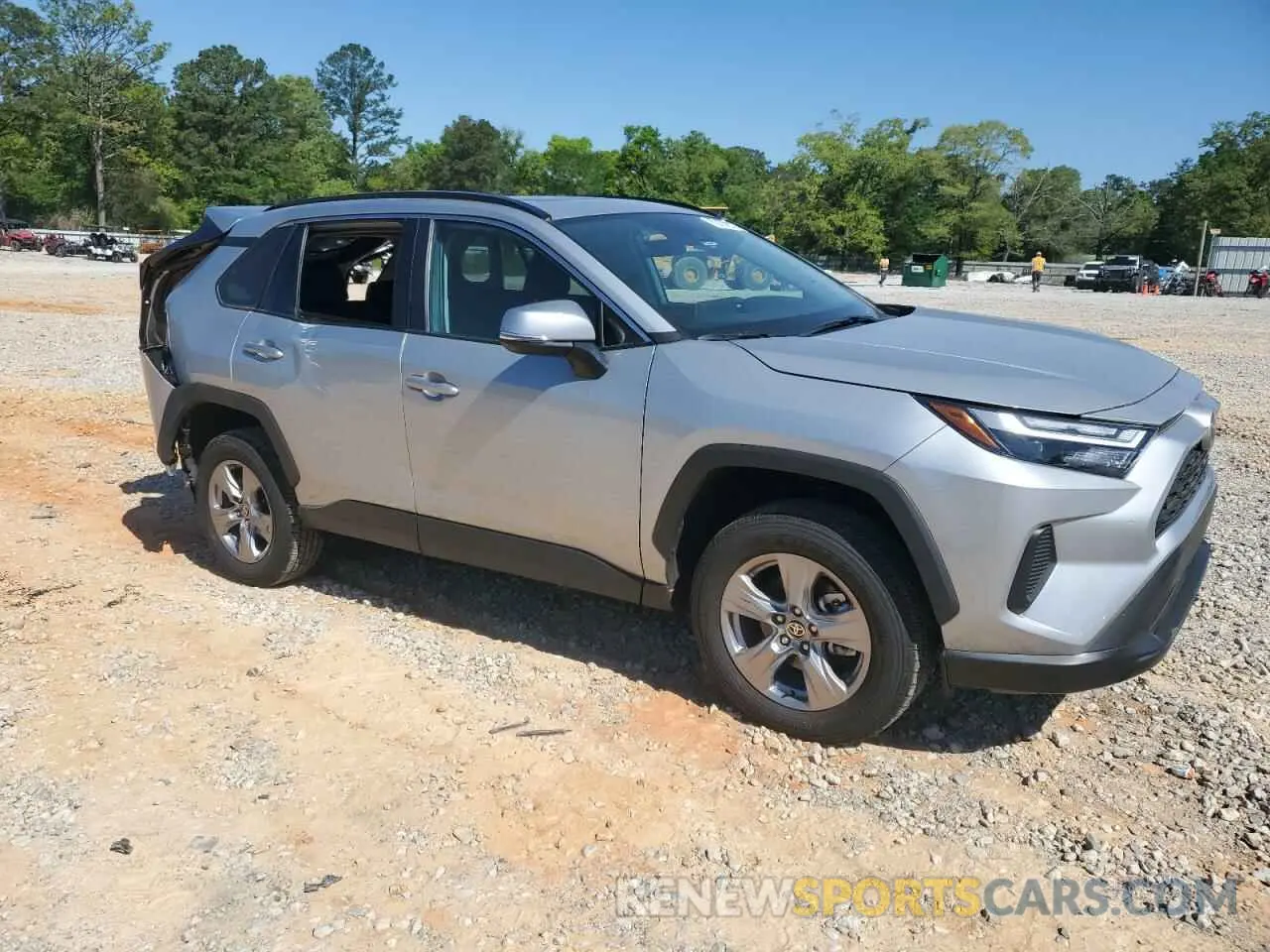 4 fotografías del automóvil dañado 2T3W1RFV4RW307663 TOYOTA RAV4 2024
