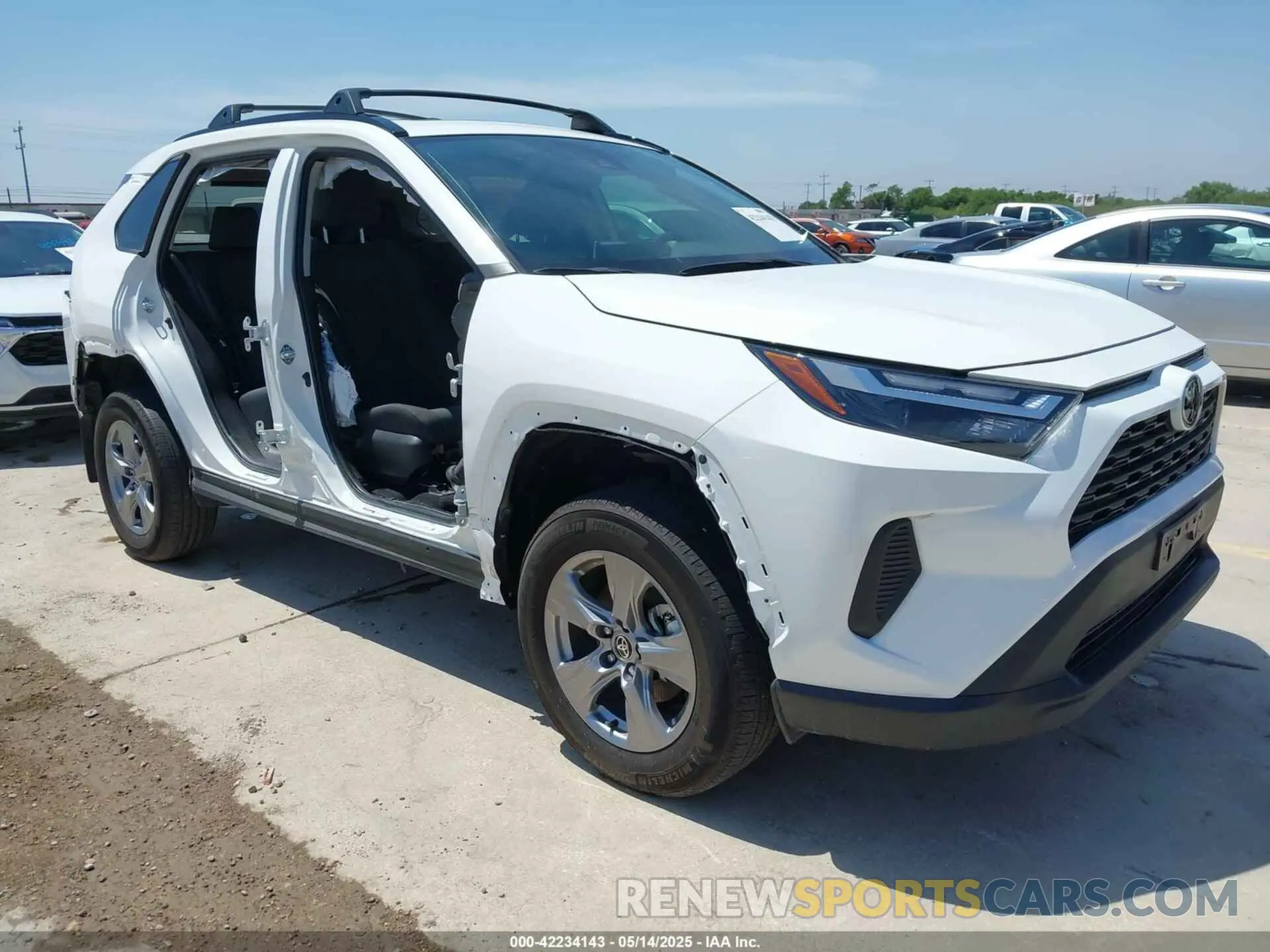 1 fotografías del automóvil dañado 2T3W1RFV4RW312779 TOYOTA RAV4 2024