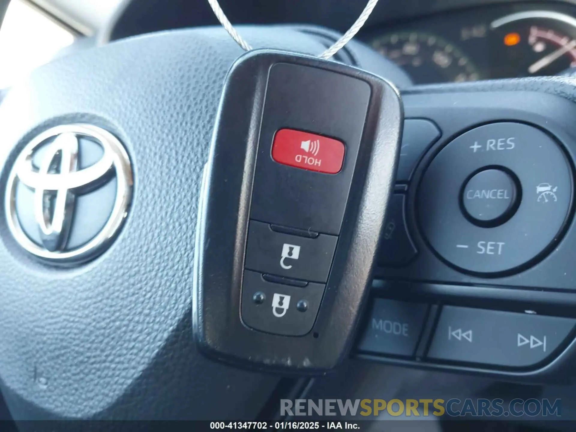 11 fotografías del automóvil dañado 2T3W1RFV4RW350304 TOYOTA RAV4 2024