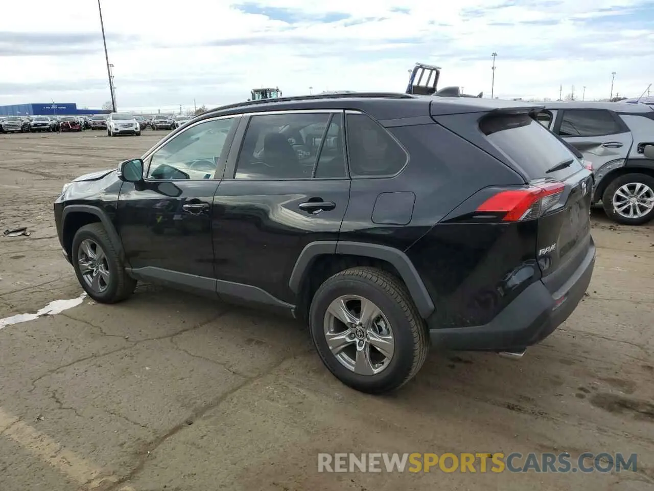 2 fotografías del automóvil dañado 2T3W1RFV5RC269782 TOYOTA RAV4 2024