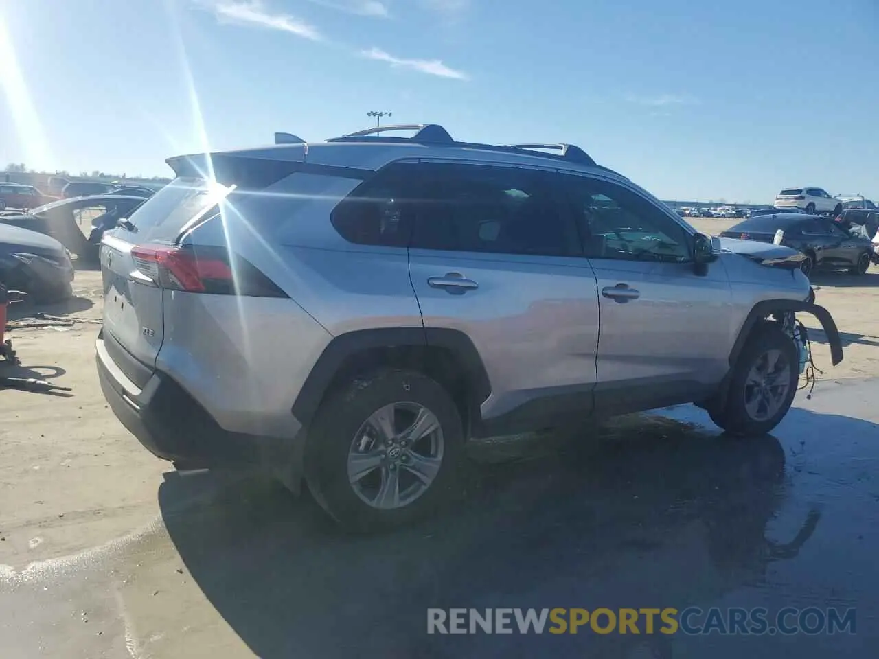 3 fotografías del automóvil dañado 2T3W1RFV5RC270513 TOYOTA RAV4 2024