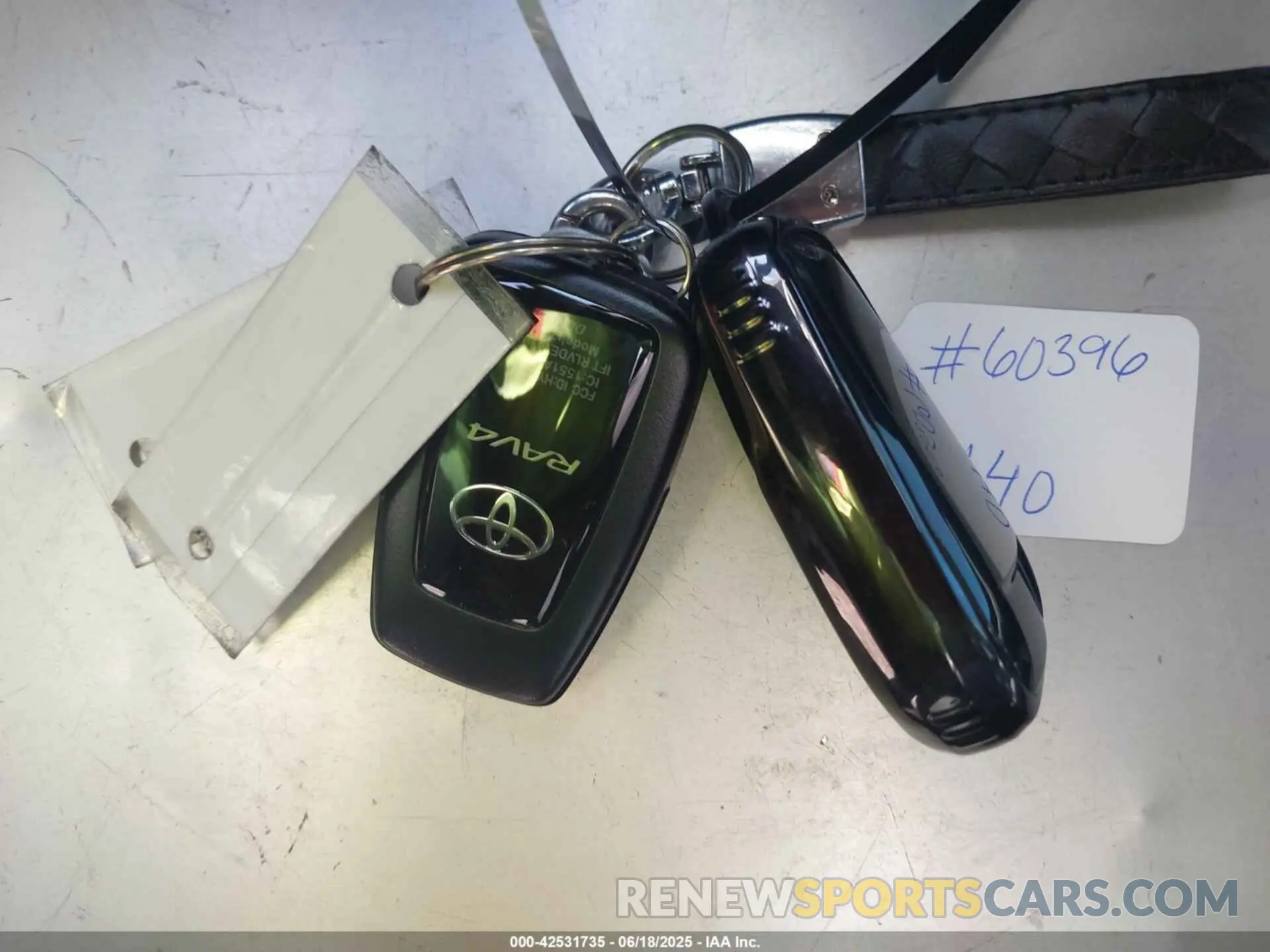 11 fotografías del automóvil dañado 2T3W1RFV5RW304139 TOYOTA RAV4 2024