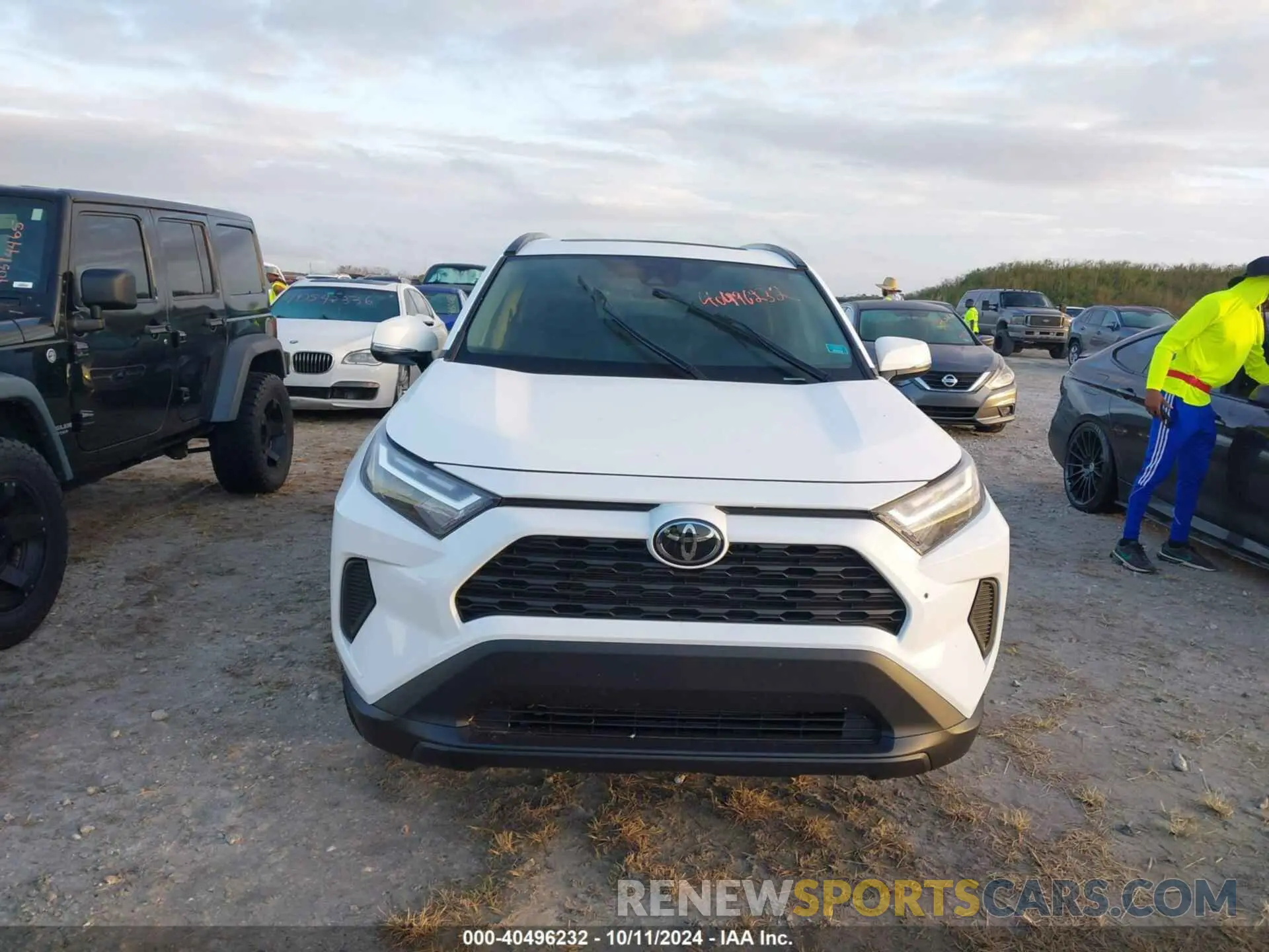 11 fotografías del automóvil dañado 2T3W1RFV5RW335276 TOYOTA RAV4 2024