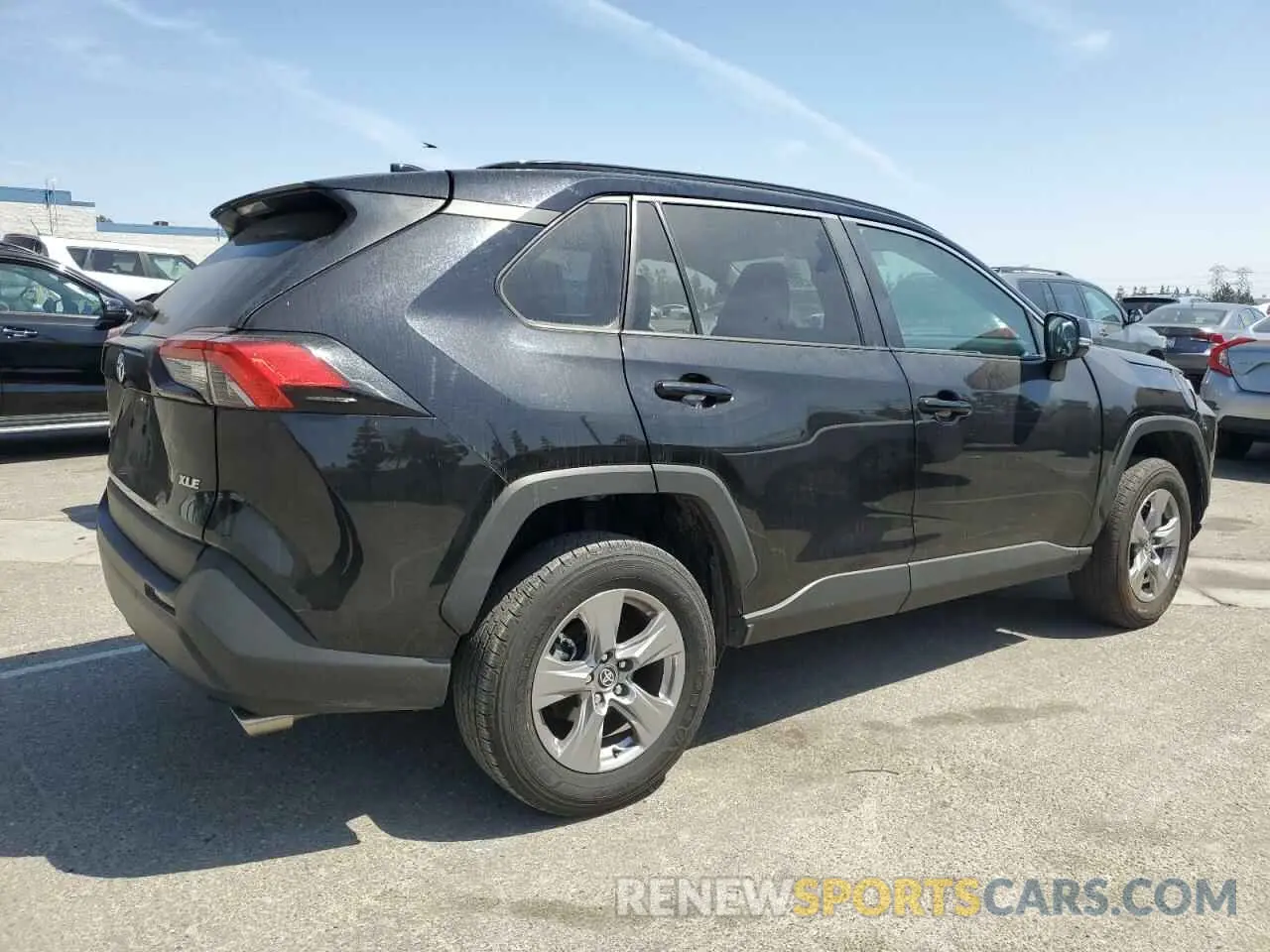 3 fotografías del automóvil dañado 2T3W1RFV5RW345516 TOYOTA RAV4 2024