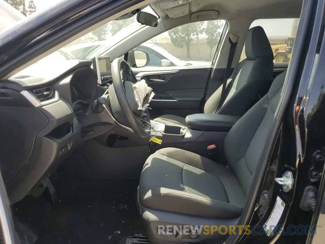 7 fotografías del automóvil dañado 2T3W1RFV5RW345516 TOYOTA RAV4 2024