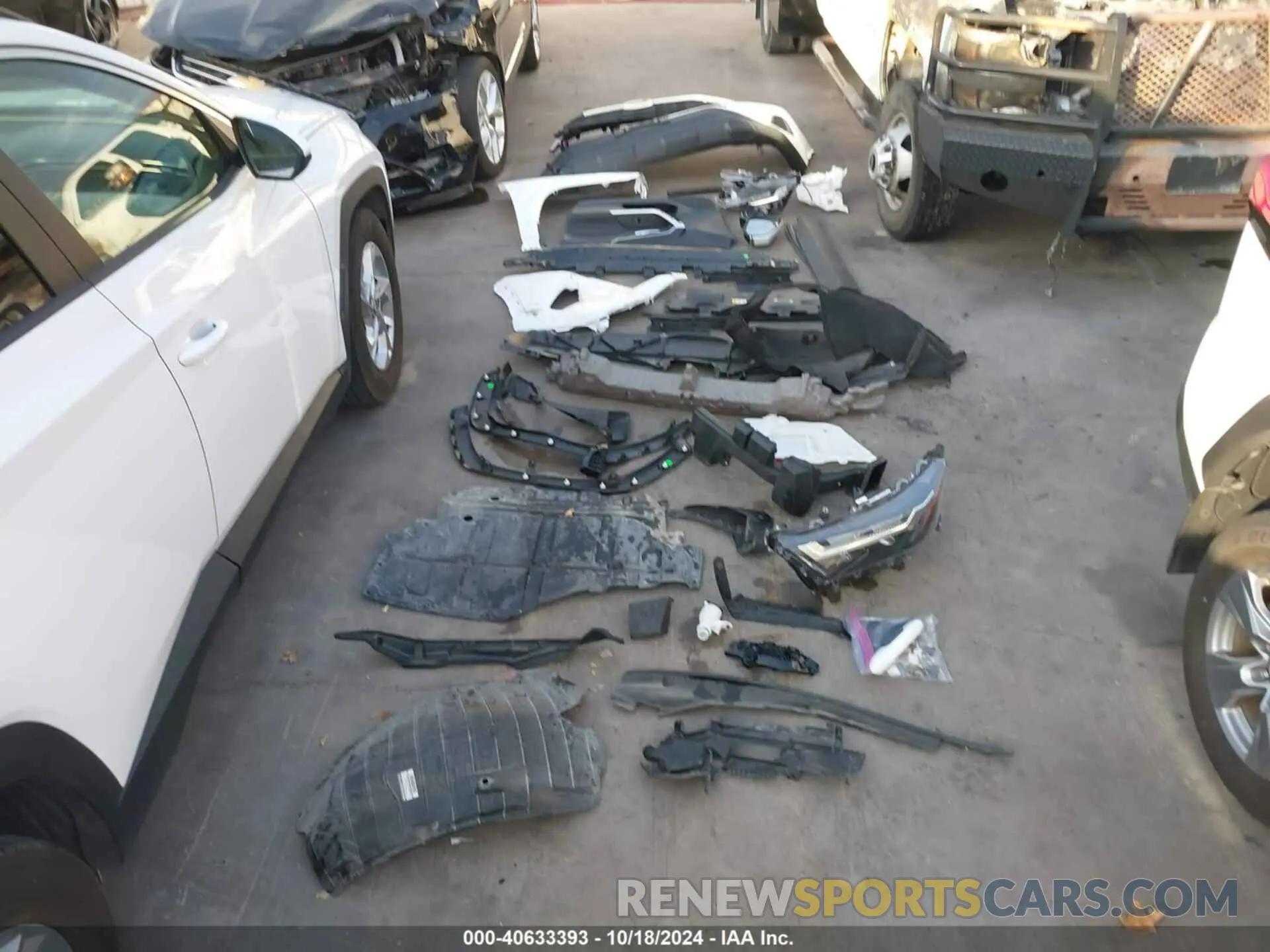 12 fotografías del automóvil dañado 2T3W1RFV6RC258029 TOYOTA RAV4 2024