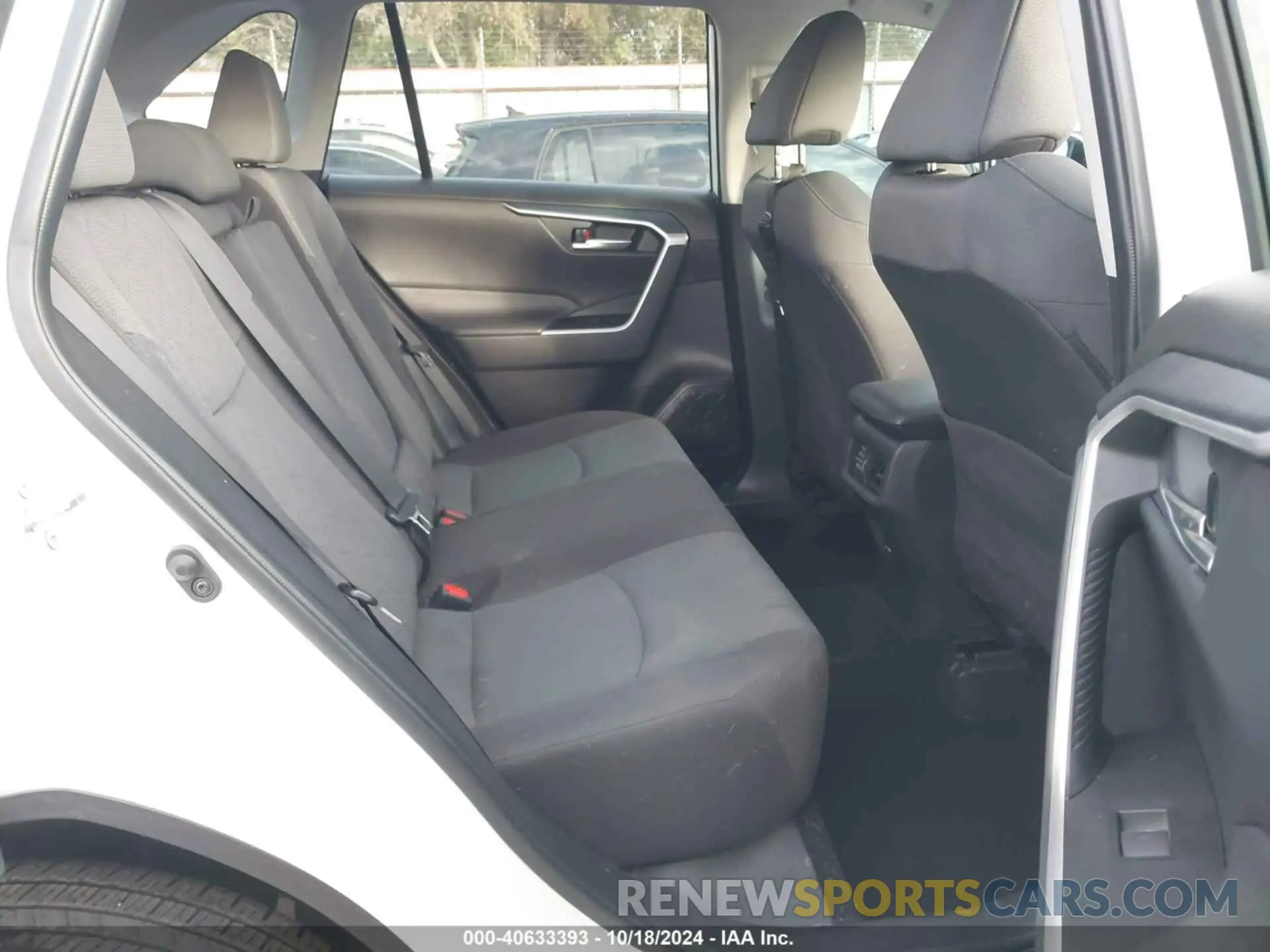 8 fotografías del automóvil dañado 2T3W1RFV6RC258029 TOYOTA RAV4 2024