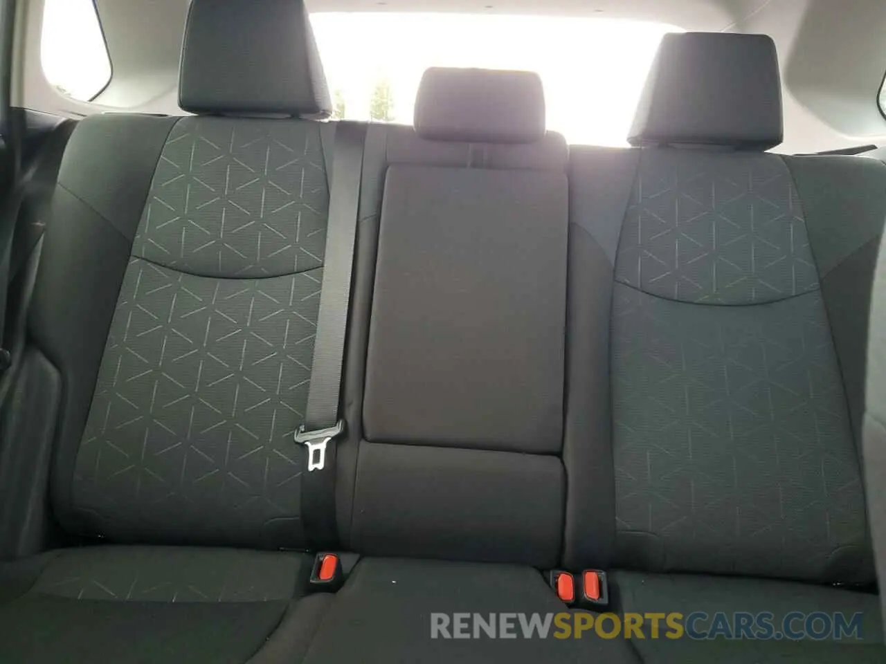10 fotografías del automóvil dañado 2T3W1RFV6RC275705 TOYOTA RAV4 2024