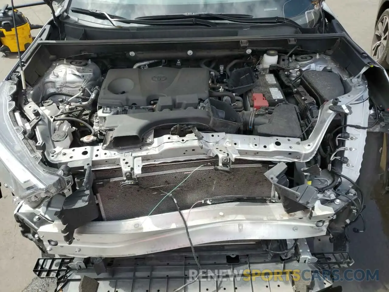 12 fotografías del automóvil dañado 2T3W1RFV6RC275705 TOYOTA RAV4 2024
