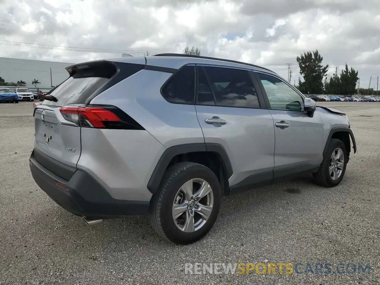 3 fotografías del automóvil dañado 2T3W1RFV6RC275705 TOYOTA RAV4 2024