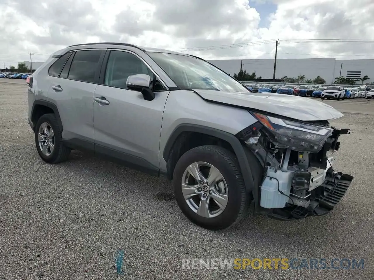 4 fotografías del automóvil dañado 2T3W1RFV6RC275705 TOYOTA RAV4 2024