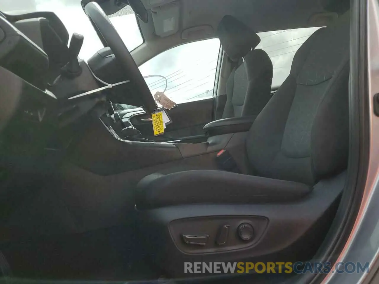 7 fotografías del automóvil dañado 2T3W1RFV6RC275705 TOYOTA RAV4 2024