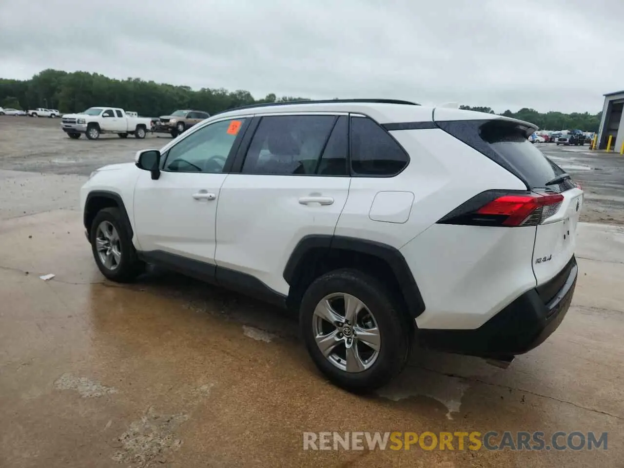 2 fotografías del automóvil dañado 2T3W1RFV6RC280323 TOYOTA RAV4 2024