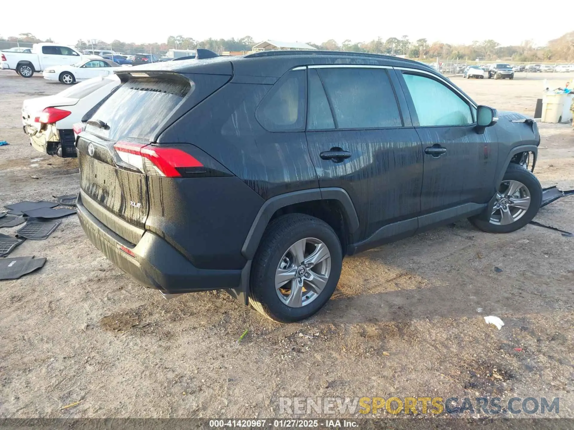 4 fotografías del automóvil dañado 2T3W1RFV6RC289345 TOYOTA RAV4 2024