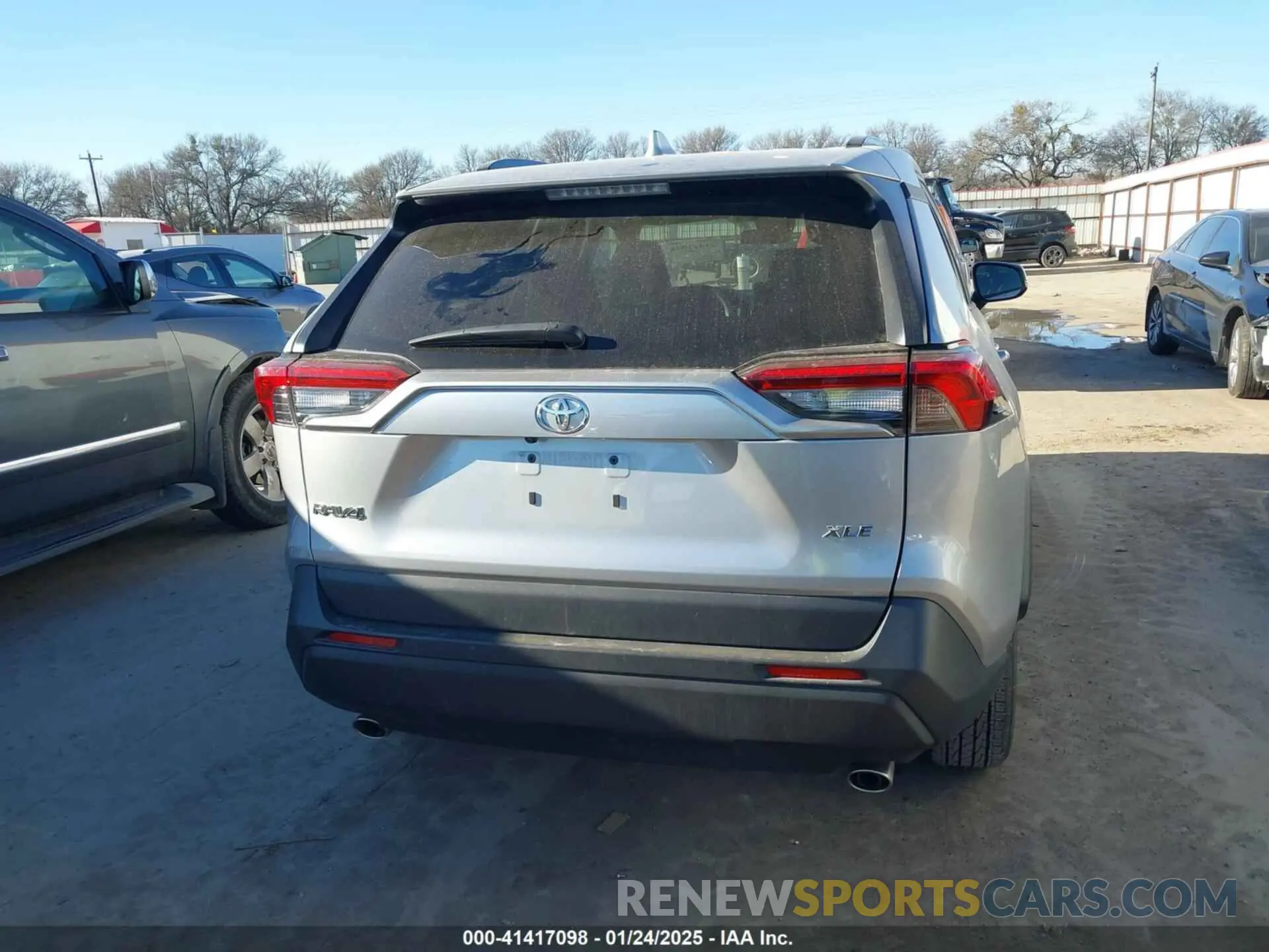 16 fotografías del automóvil dañado 2T3W1RFV6RW319653 TOYOTA RAV4 2024