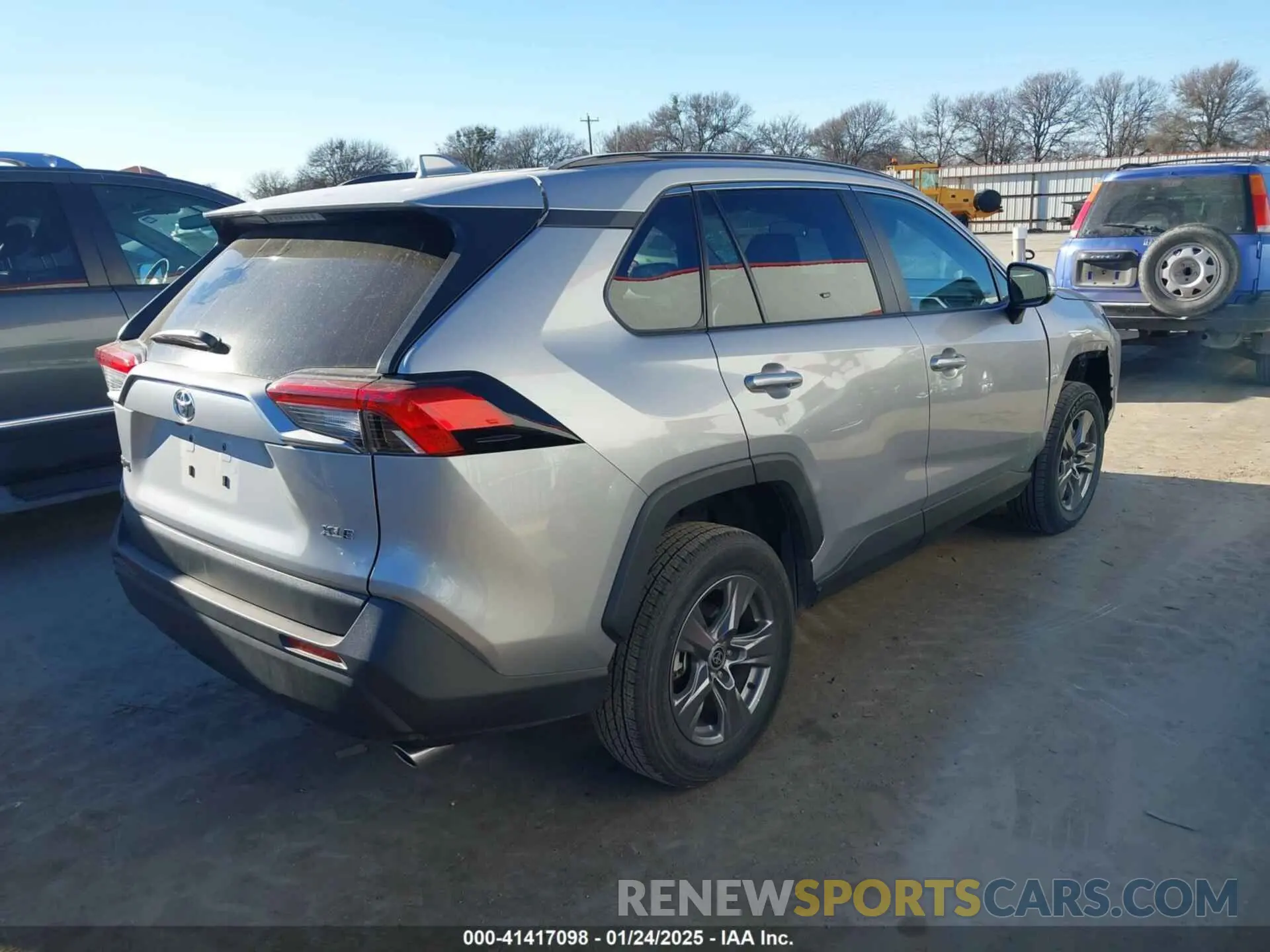 4 fotografías del automóvil dañado 2T3W1RFV6RW319653 TOYOTA RAV4 2024