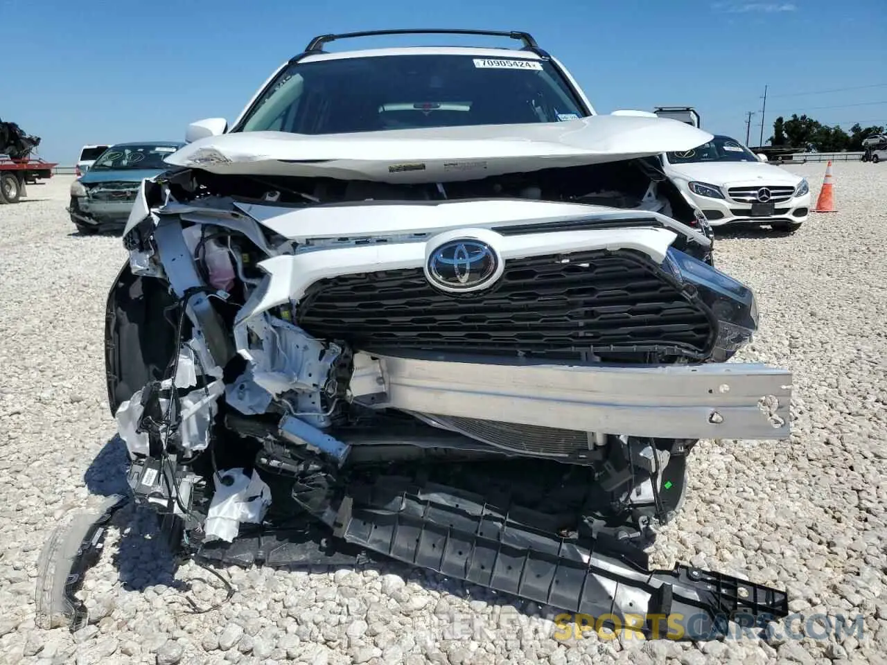 5 fotografías del automóvil dañado 2T3W1RFV6RW343497 TOYOTA RAV4 2024