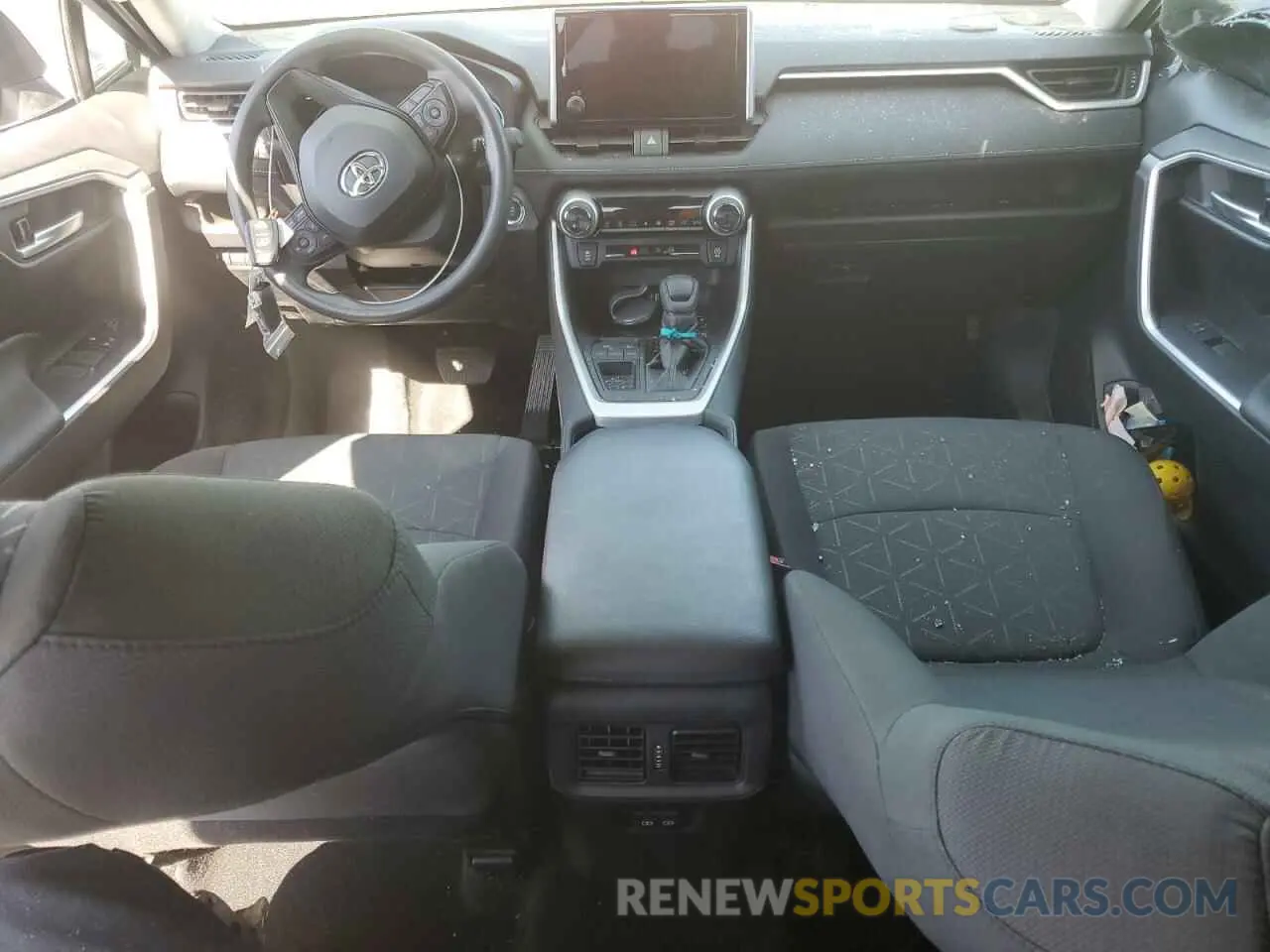 8 fotografías del automóvil dañado 2T3W1RFV7RC257889 TOYOTA RAV4 2024