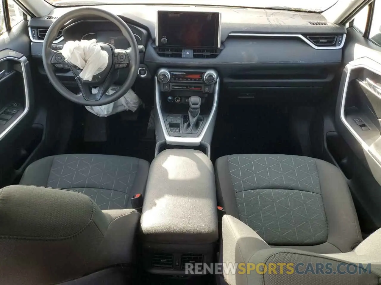 8 fotografías del automóvil dañado 2T3W1RFV7RC260128 TOYOTA RAV4 2024