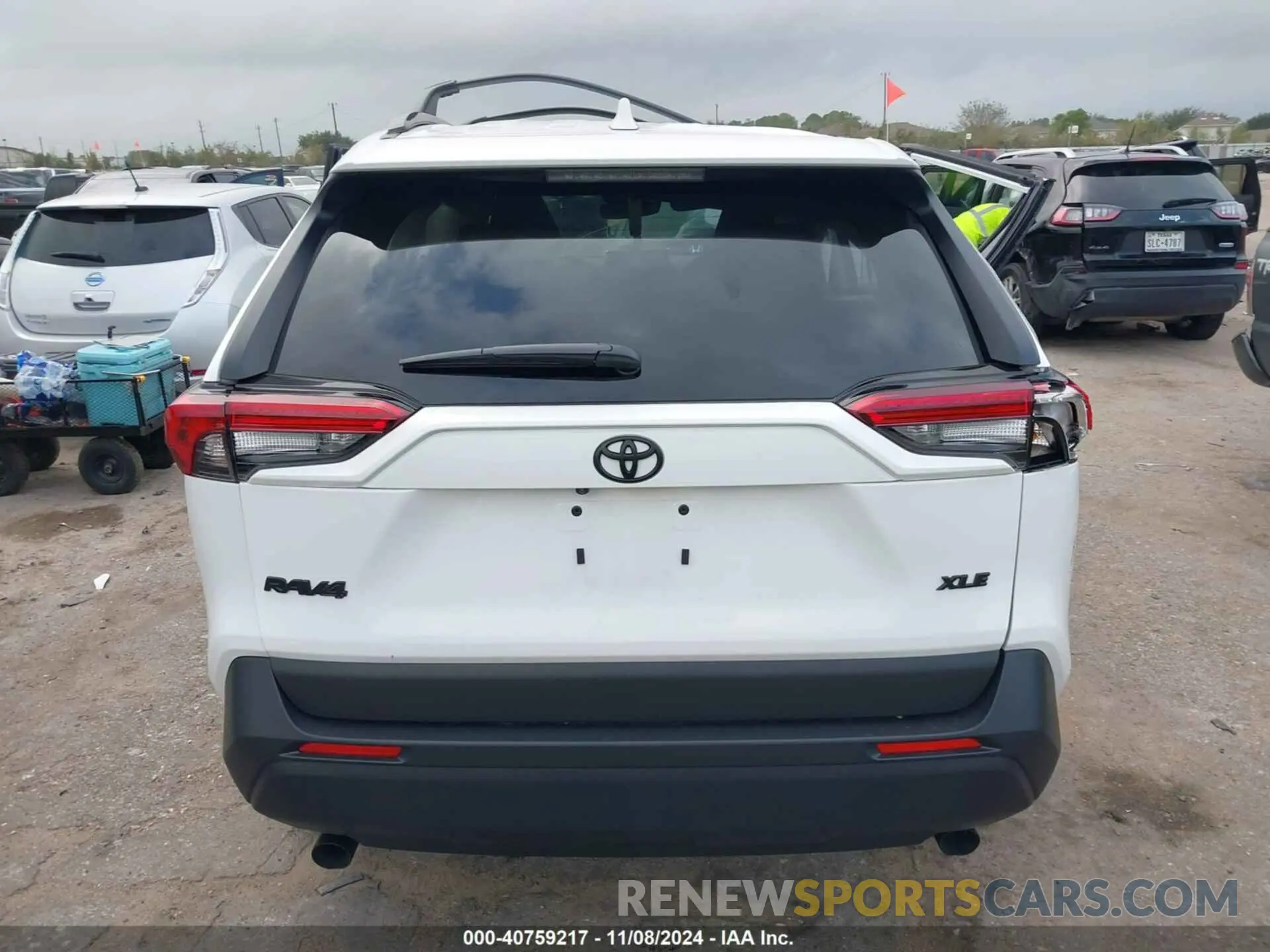 16 fotografías del automóvil dañado 2T3W1RFV7RC284414 TOYOTA RAV4 2024